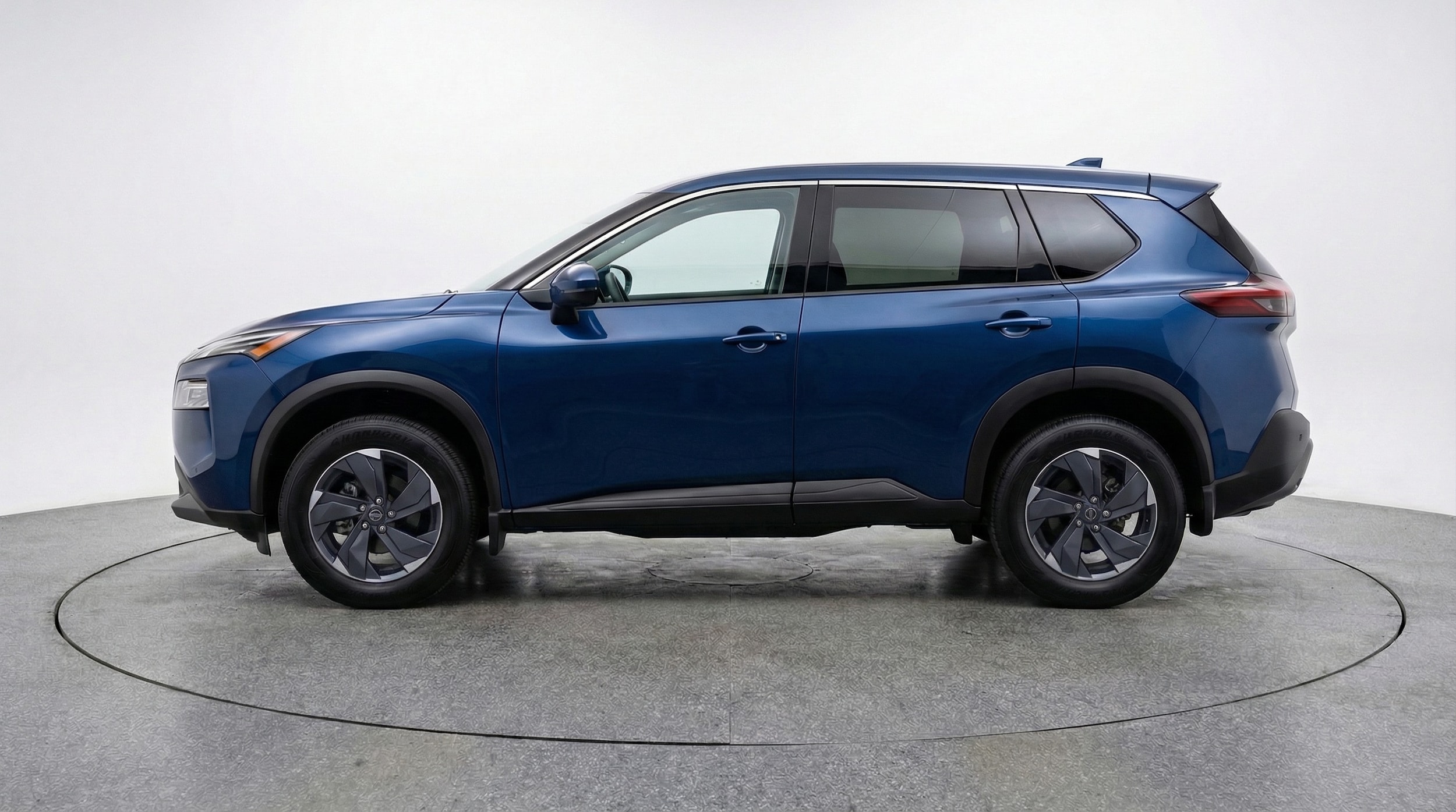 Thumbnail: 2025 Nissan Rogue - 4