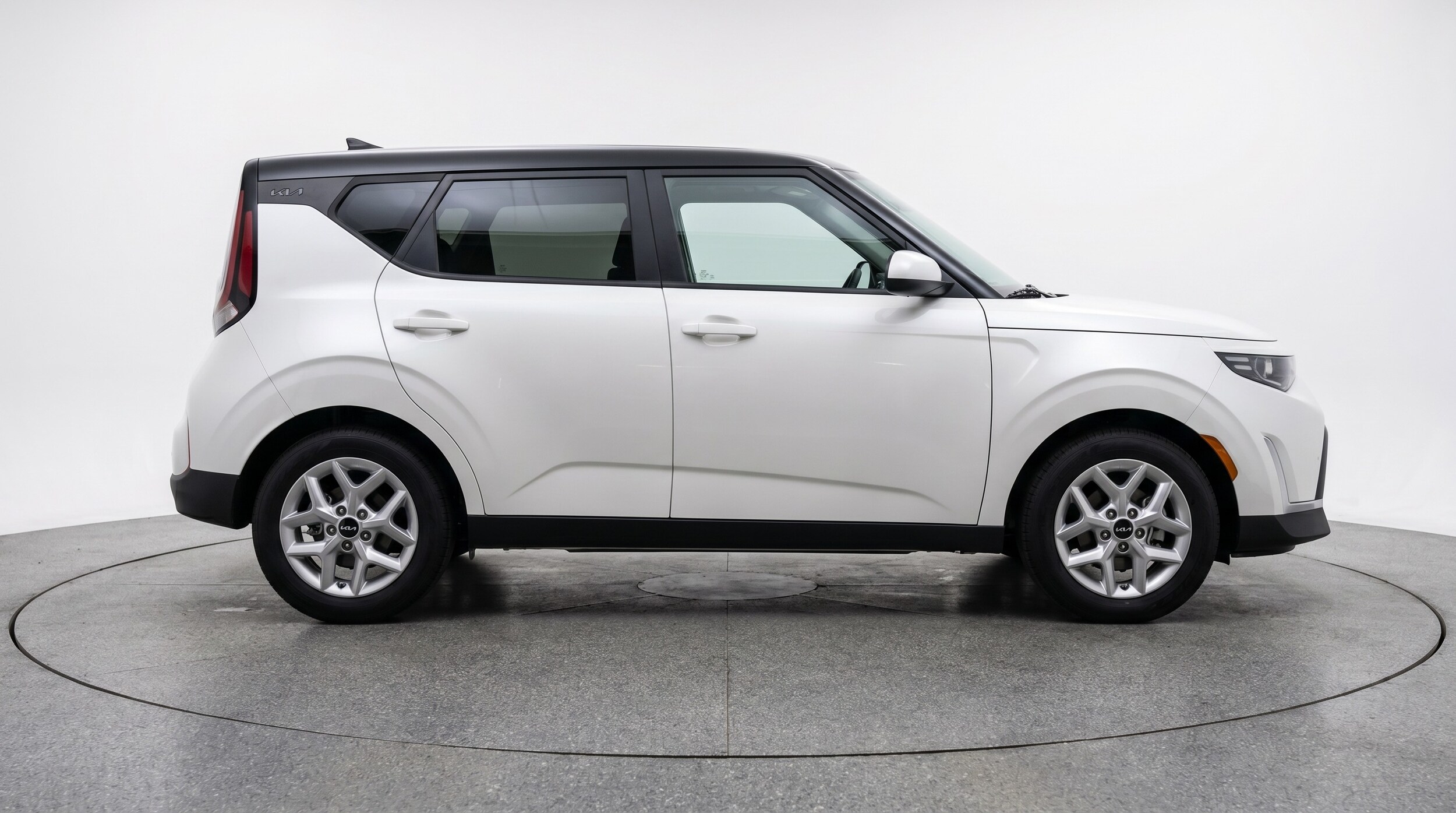 Thumbnail: 2025 Kia Soul - 8