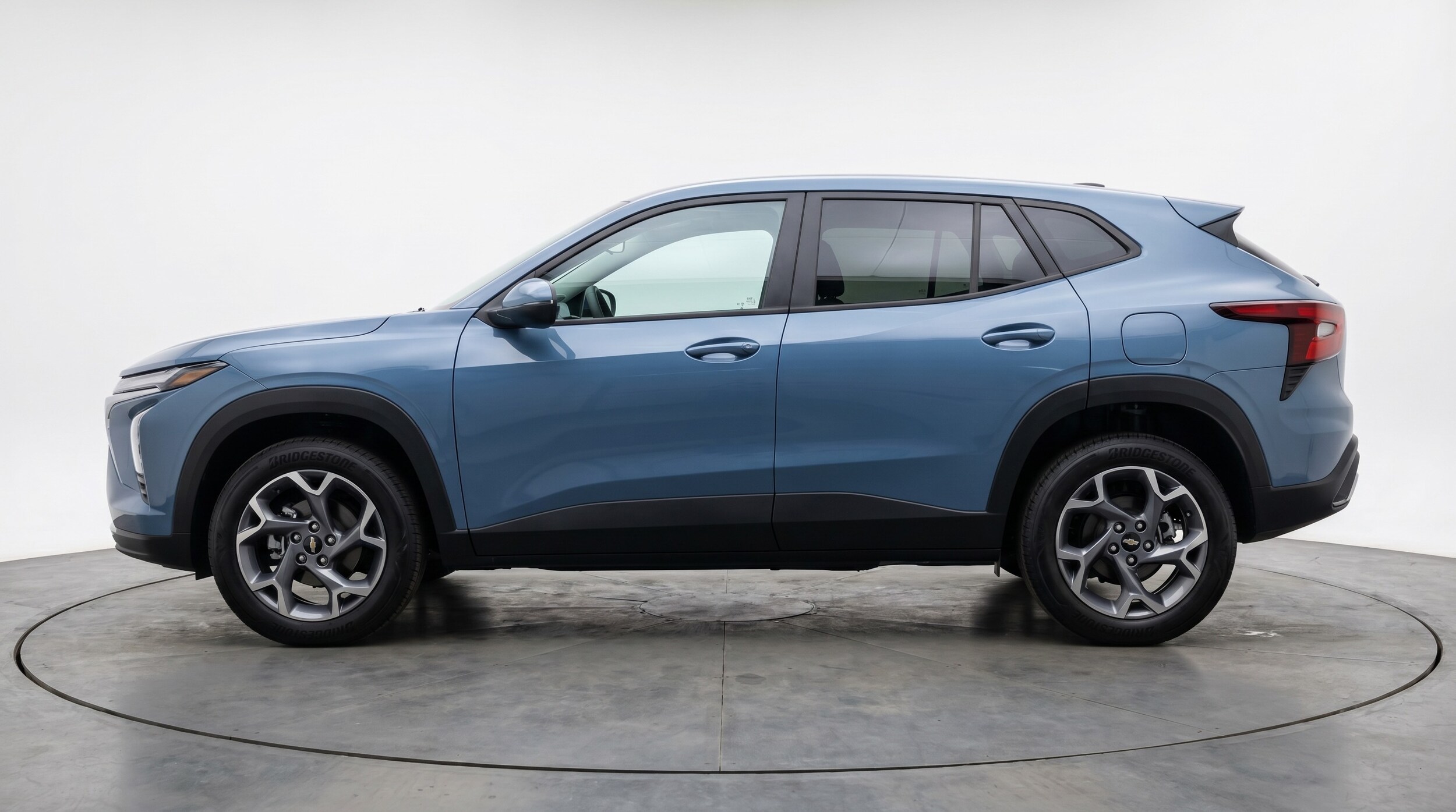 Thumbnail: 2025 Chevrolet Trax - 4