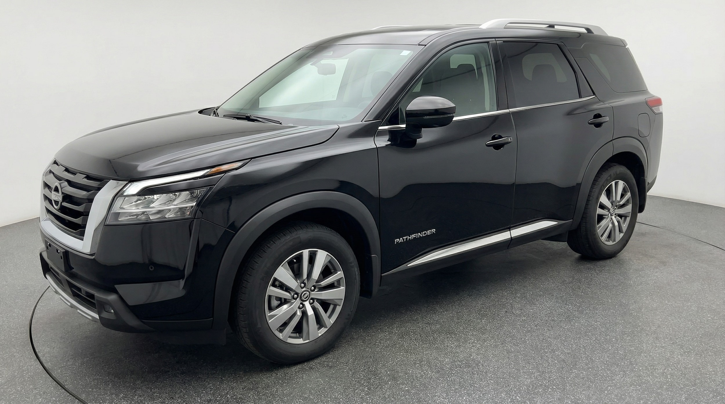 Thumbnail: 2025 Nissan Pathfinder - 3