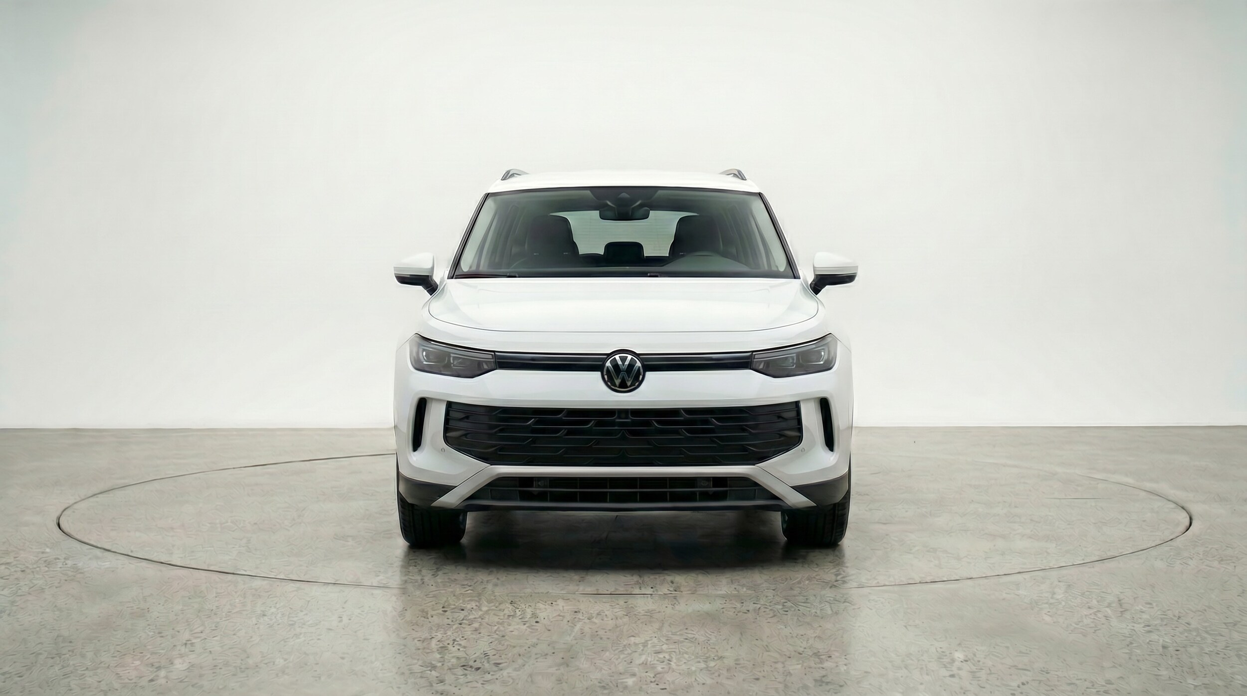 Thumbnail: 2026 Volkswagen Tiguan - 2
