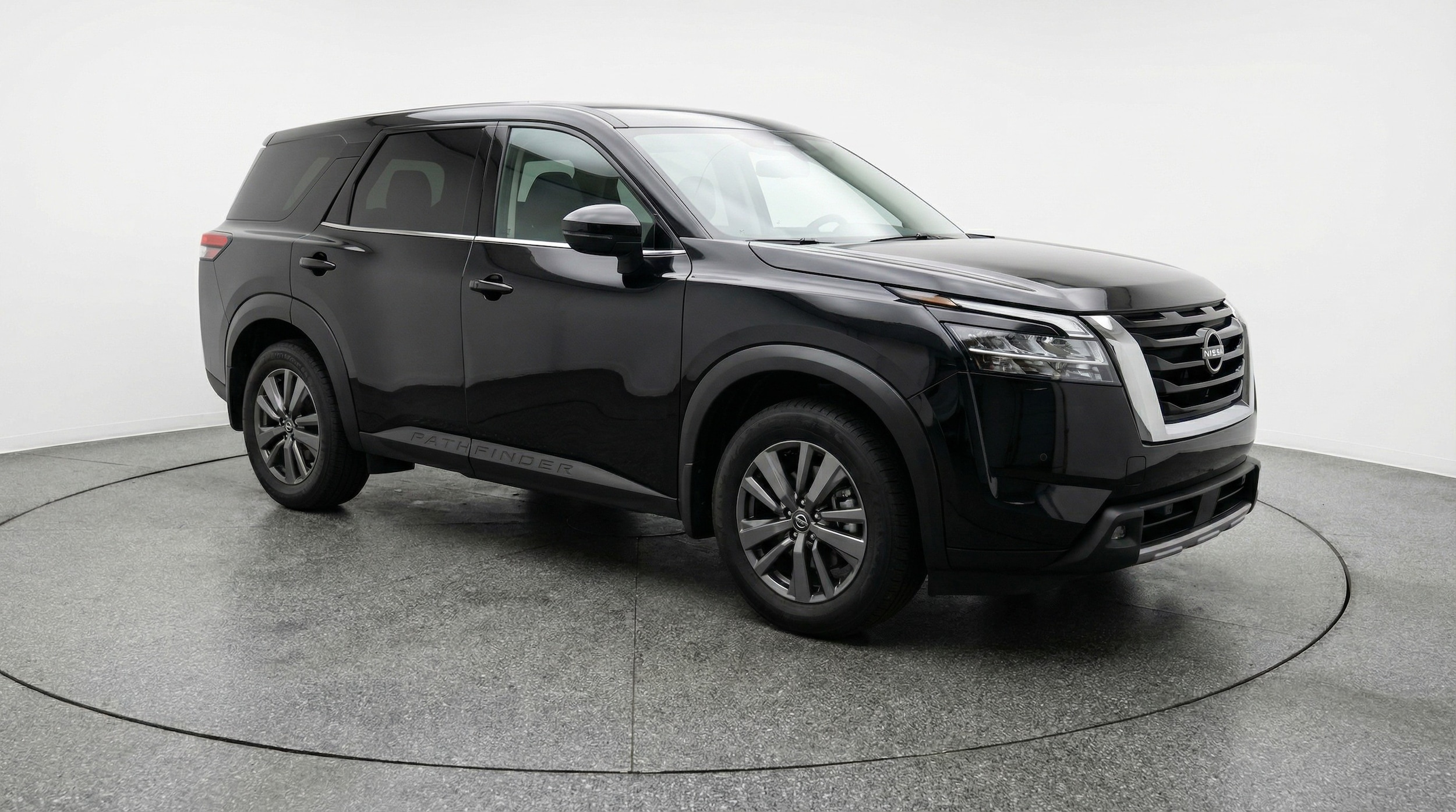 Thumbnail: 2025 Nissan Pathfinder - 1