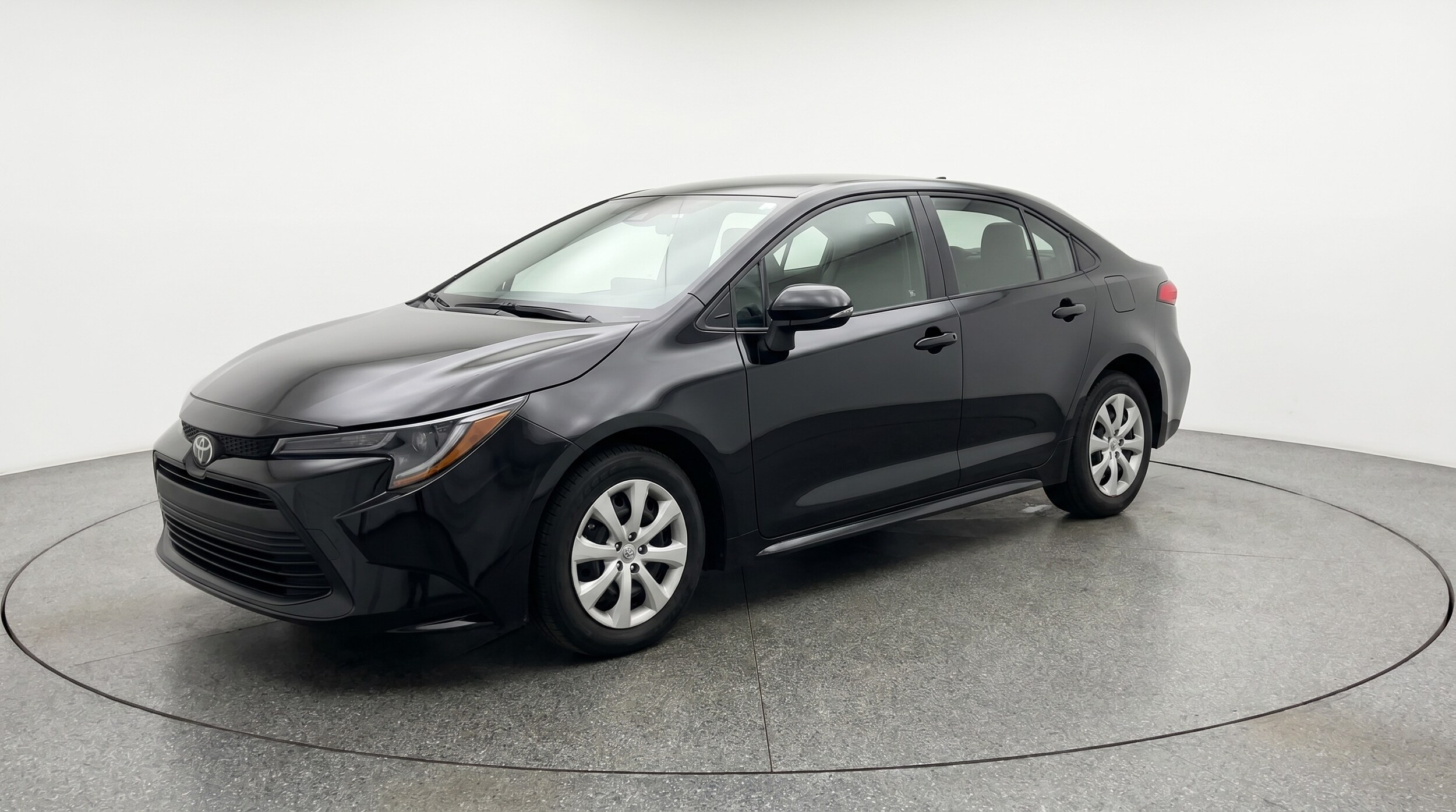 Thumbnail: 2025 Toyota Corolla - 3