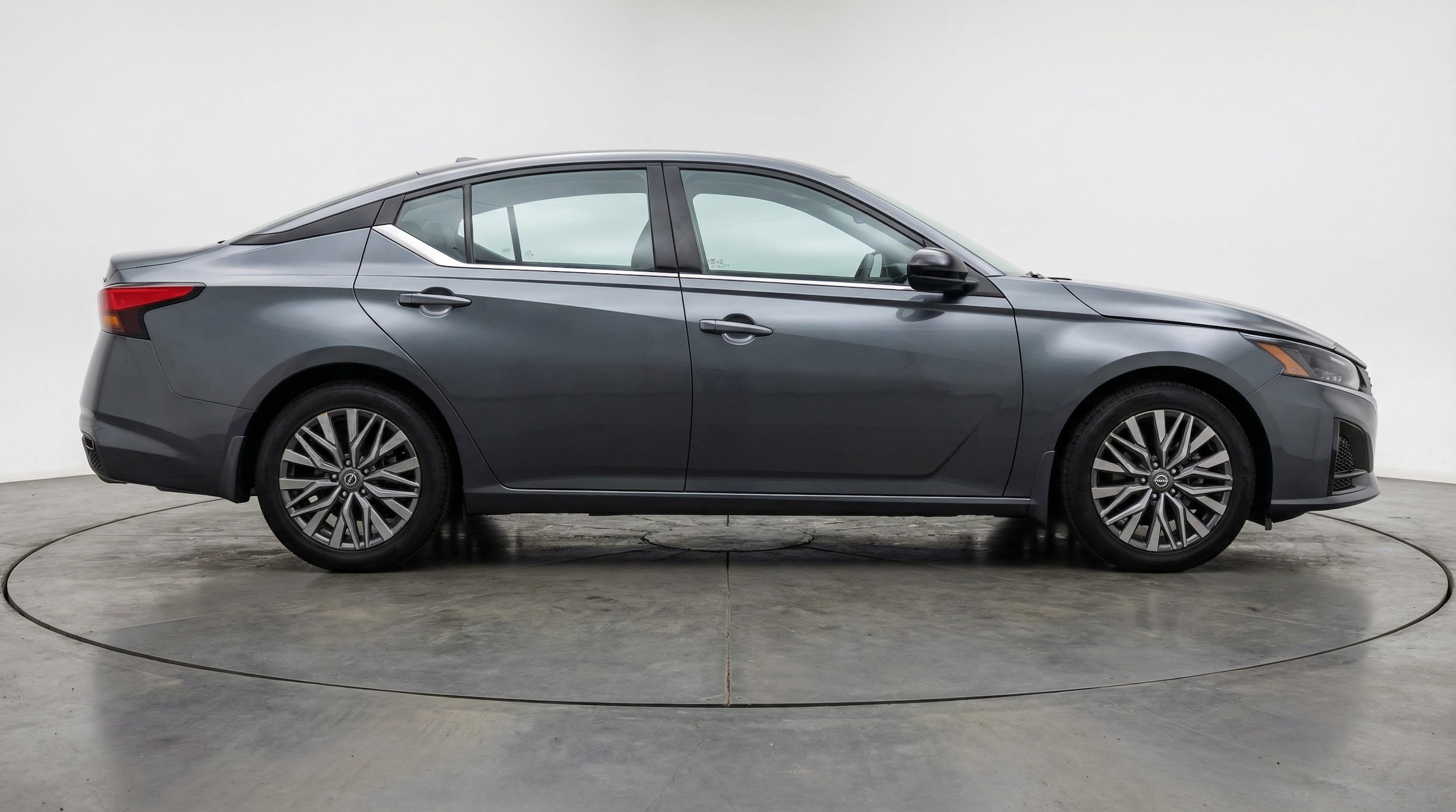 Thumbnail: 2025 Nissan Altima - 8