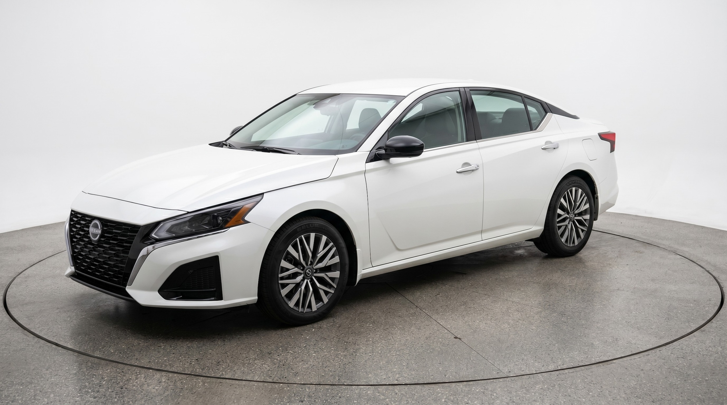Thumbnail: 2025 Nissan Altima - 3