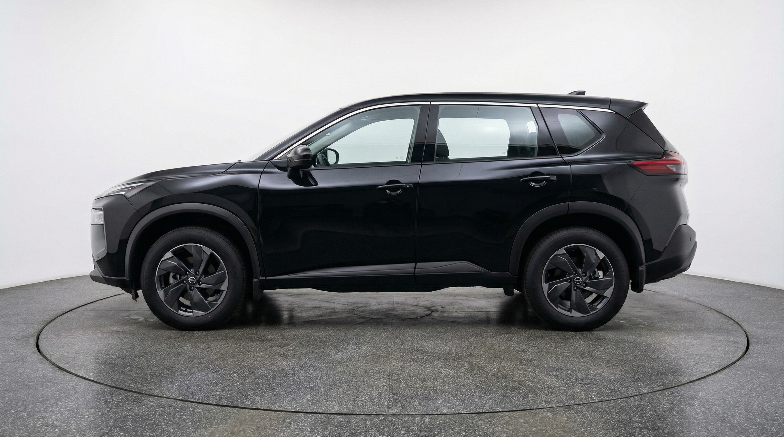 Thumbnail: 2025 Nissan Rogue - 4