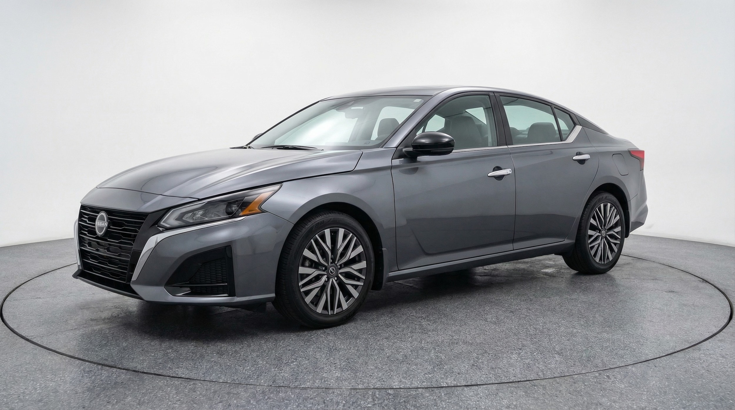 Thumbnail: 2025 Nissan Altima - 3