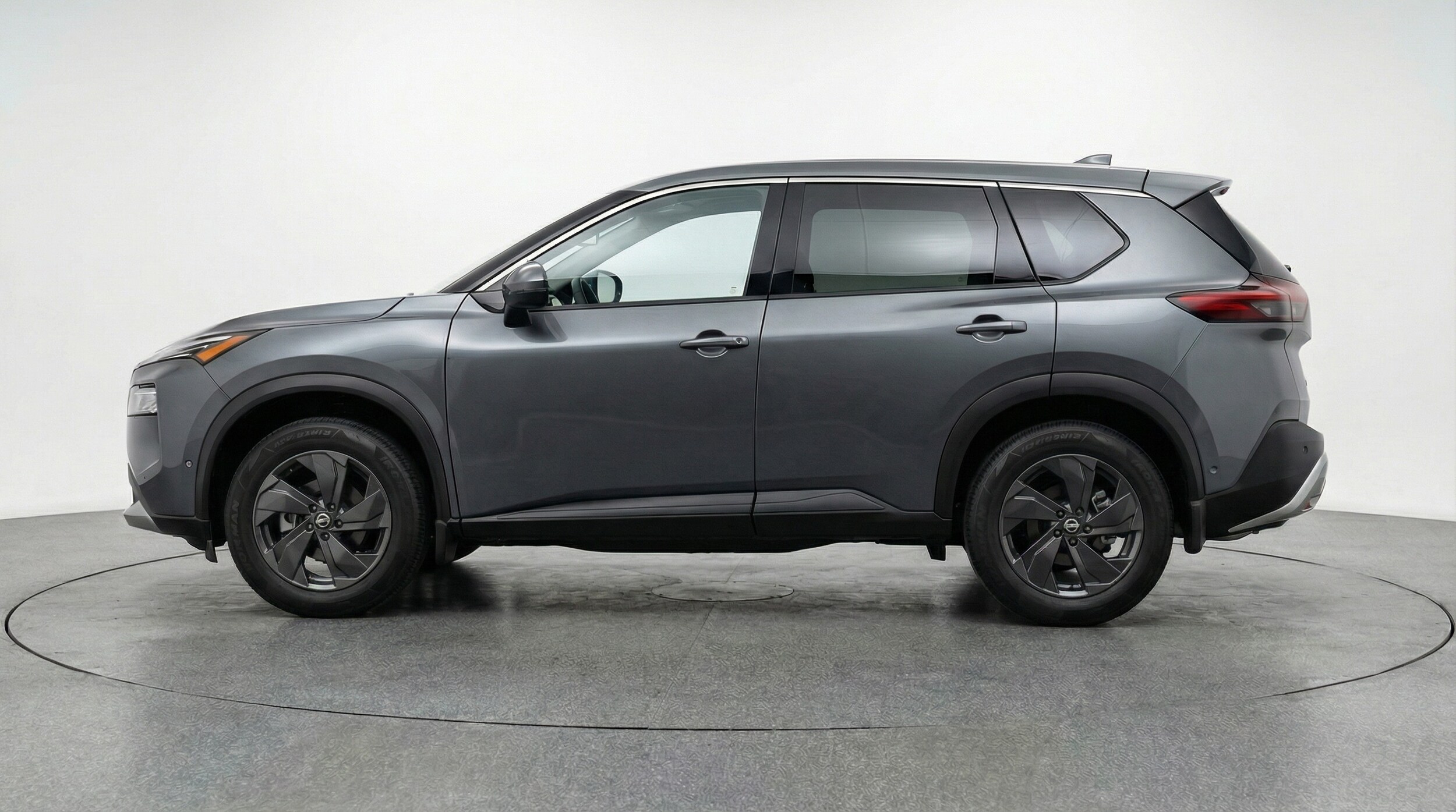 Thumbnail: 2025 Nissan Rogue - 4