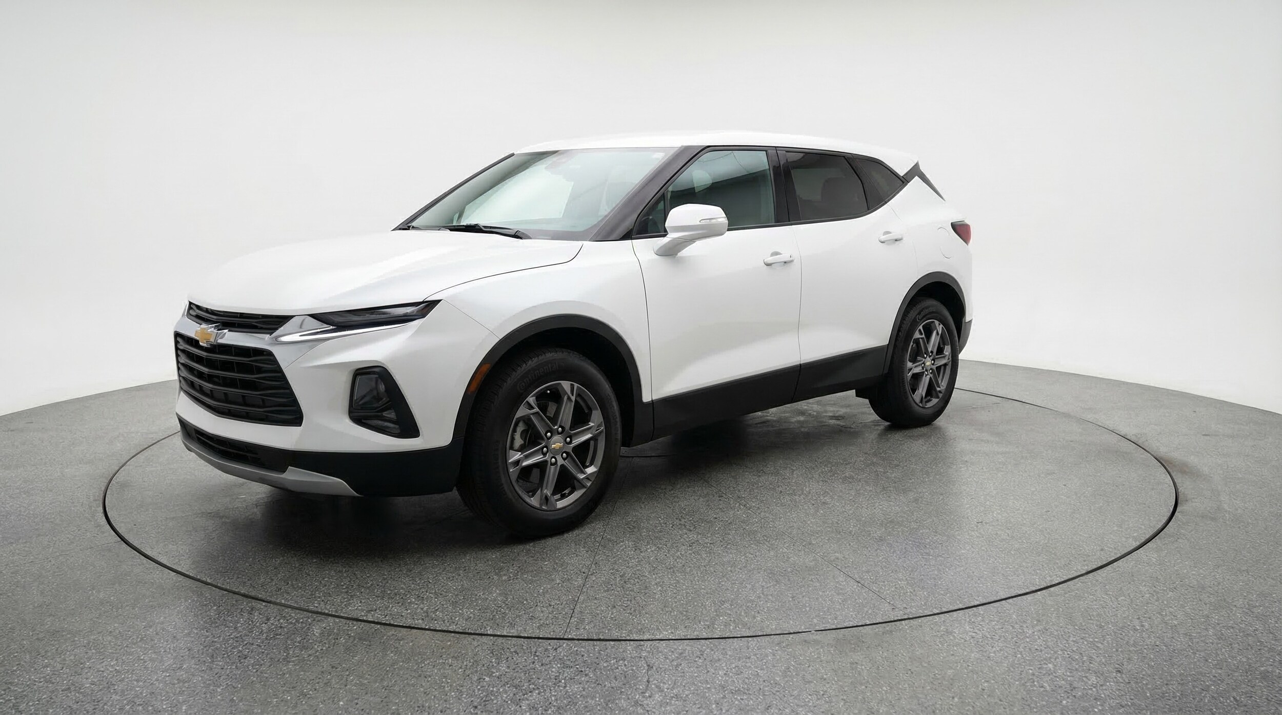 Thumbnail: 2025 Chevrolet Blazer - 3
