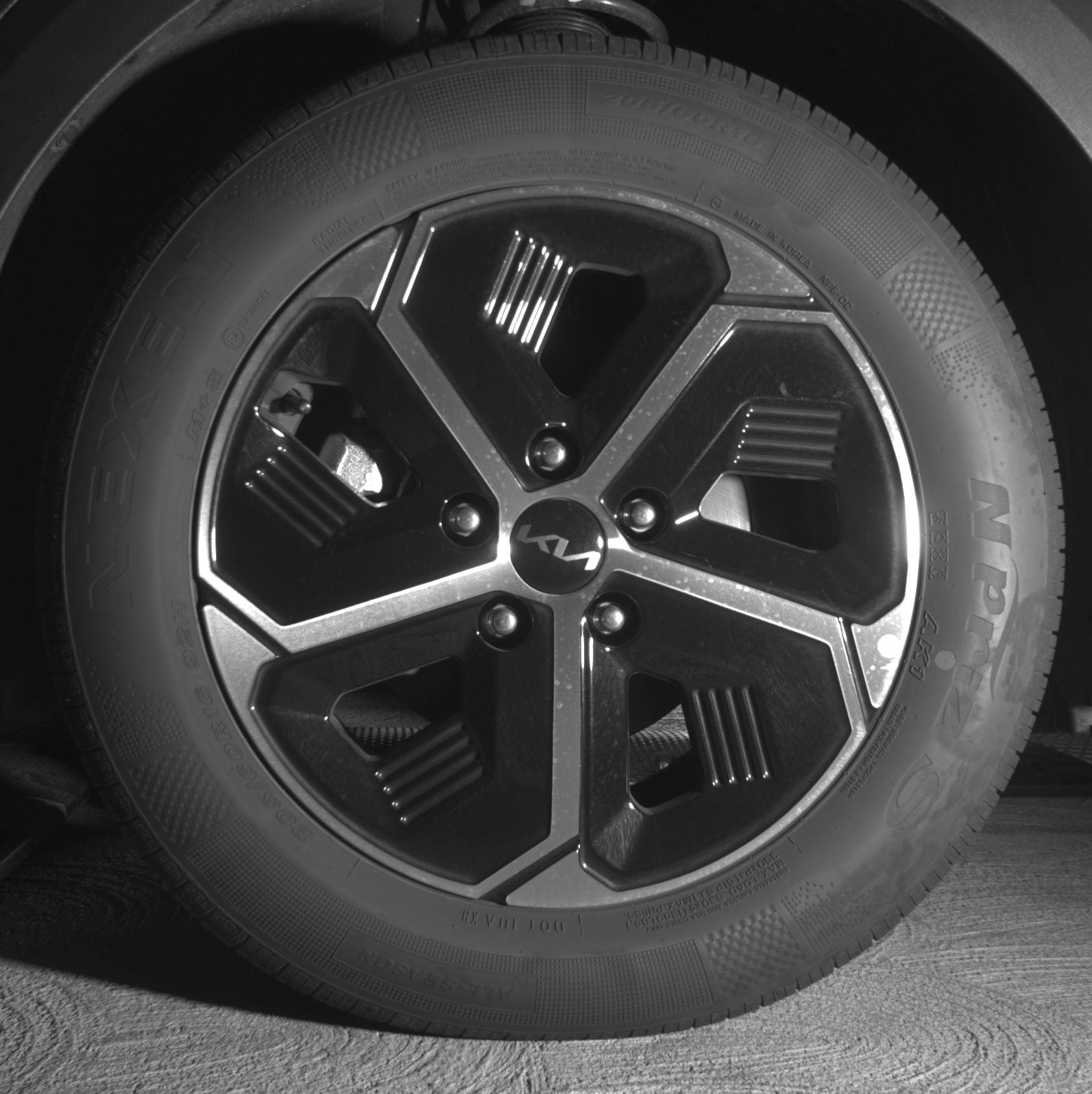 Thumbnail: 2026 Kia Niro - 9