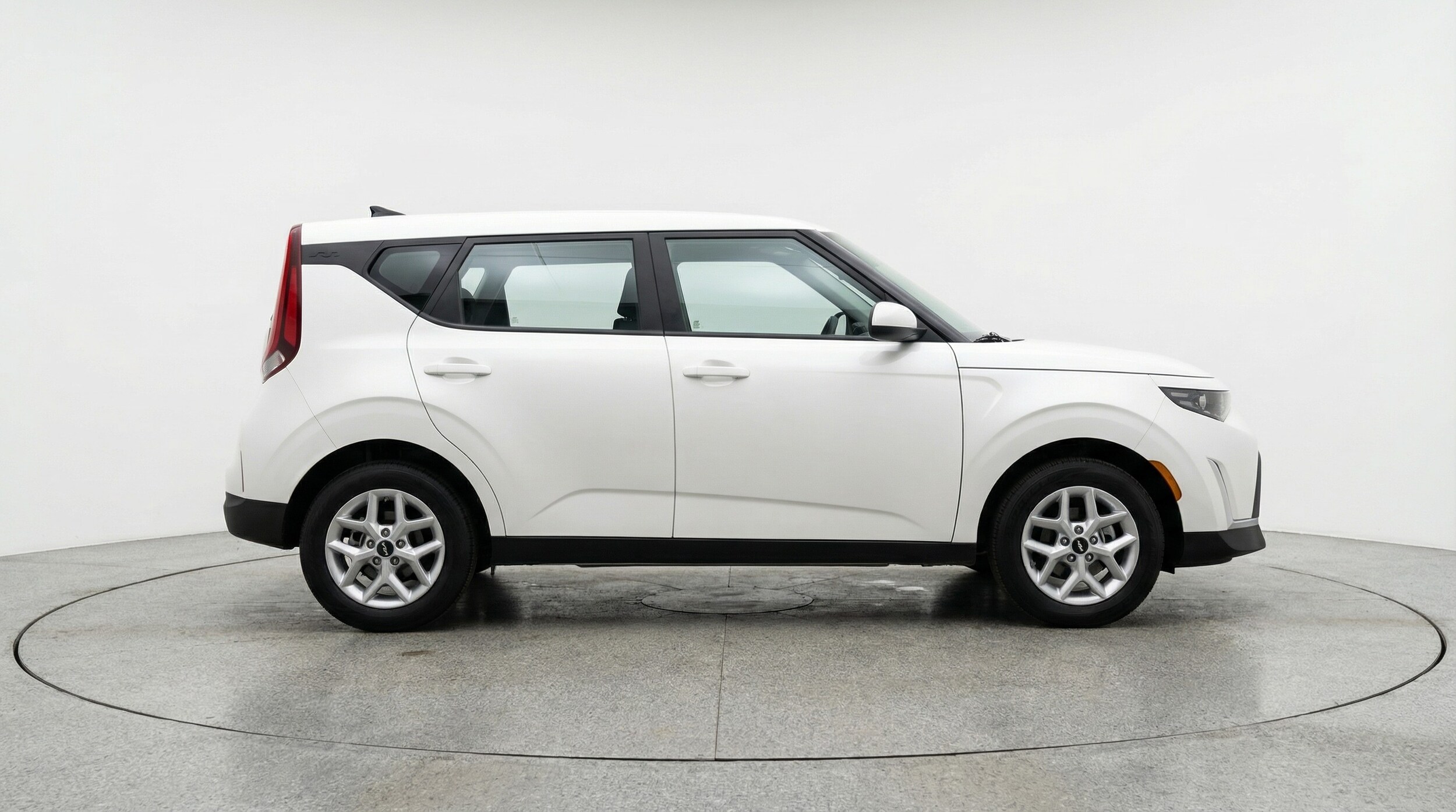 Thumbnail: 2025 Kia Soul - 8