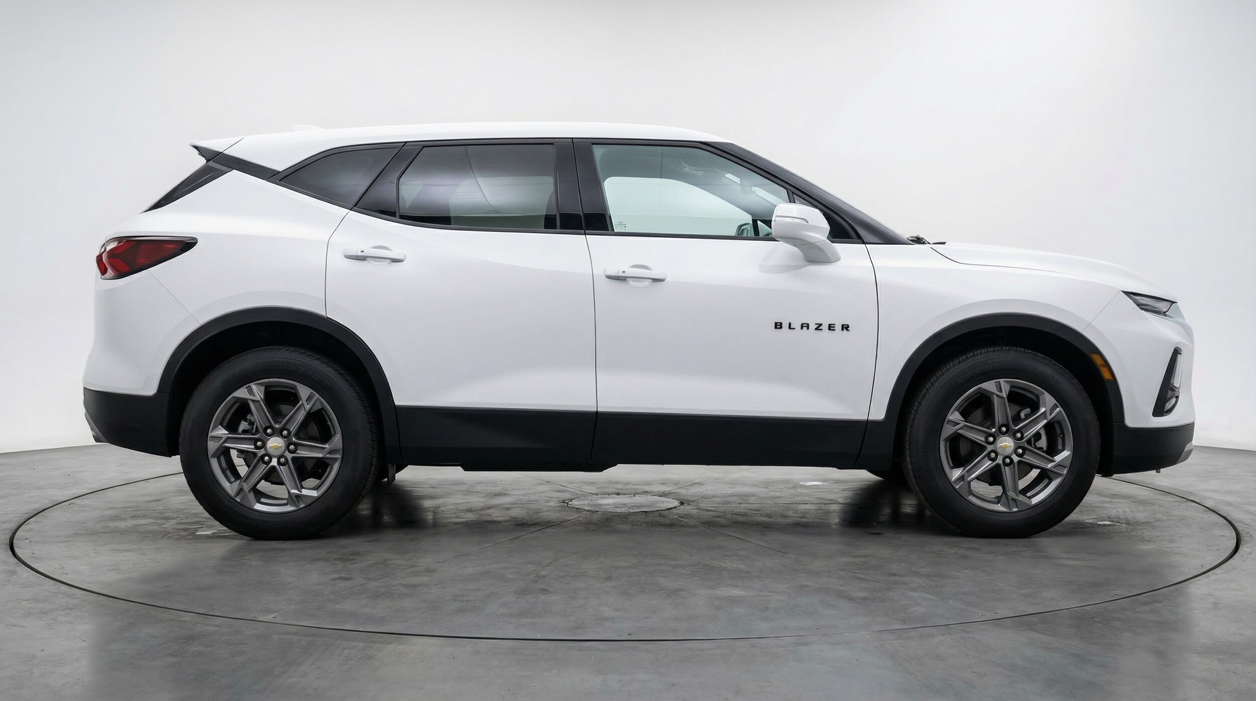 Thumbnail: 2025 Chevrolet Blazer - 8