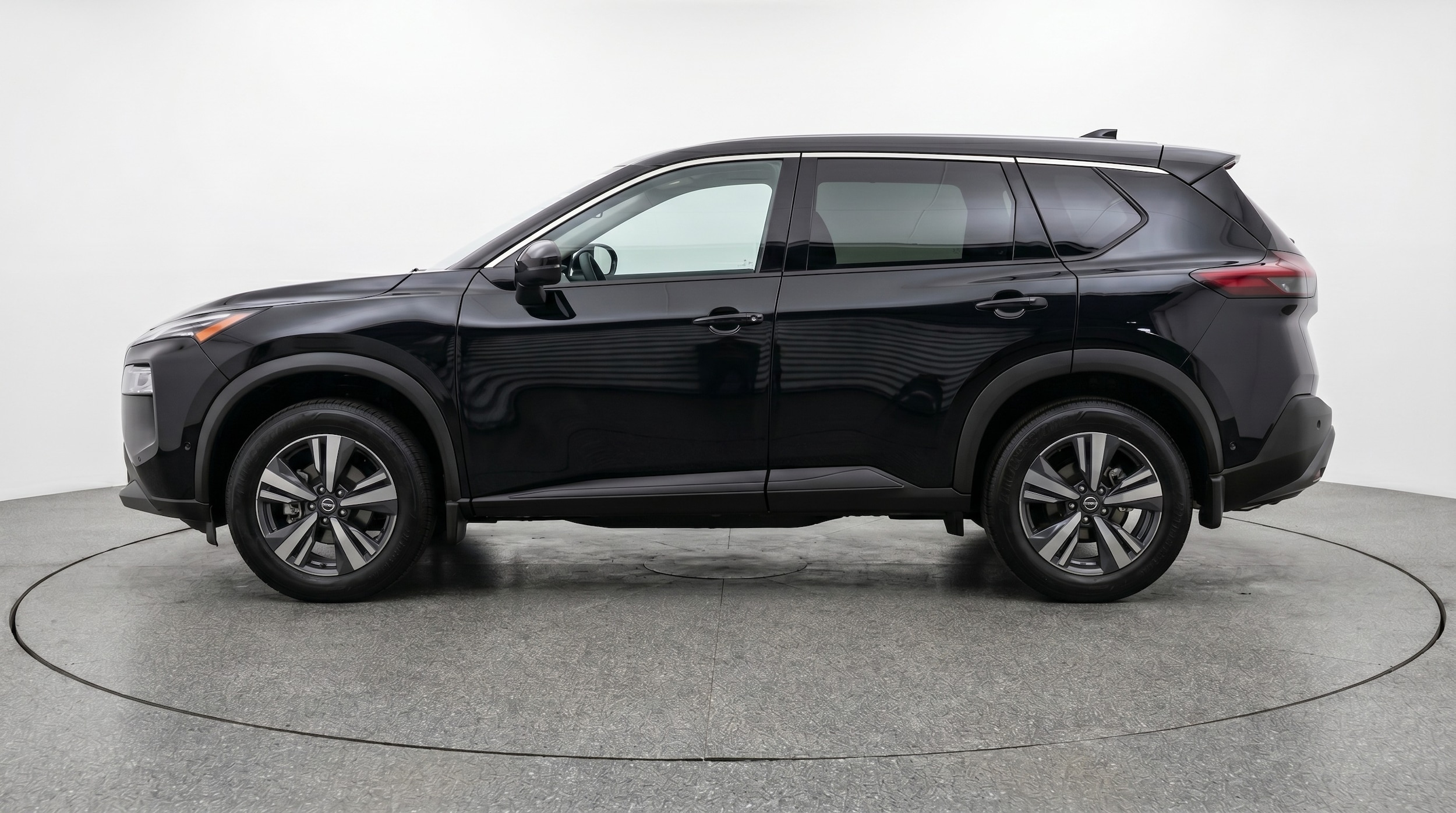 Thumbnail: 2026 Nissan Rogue - 4