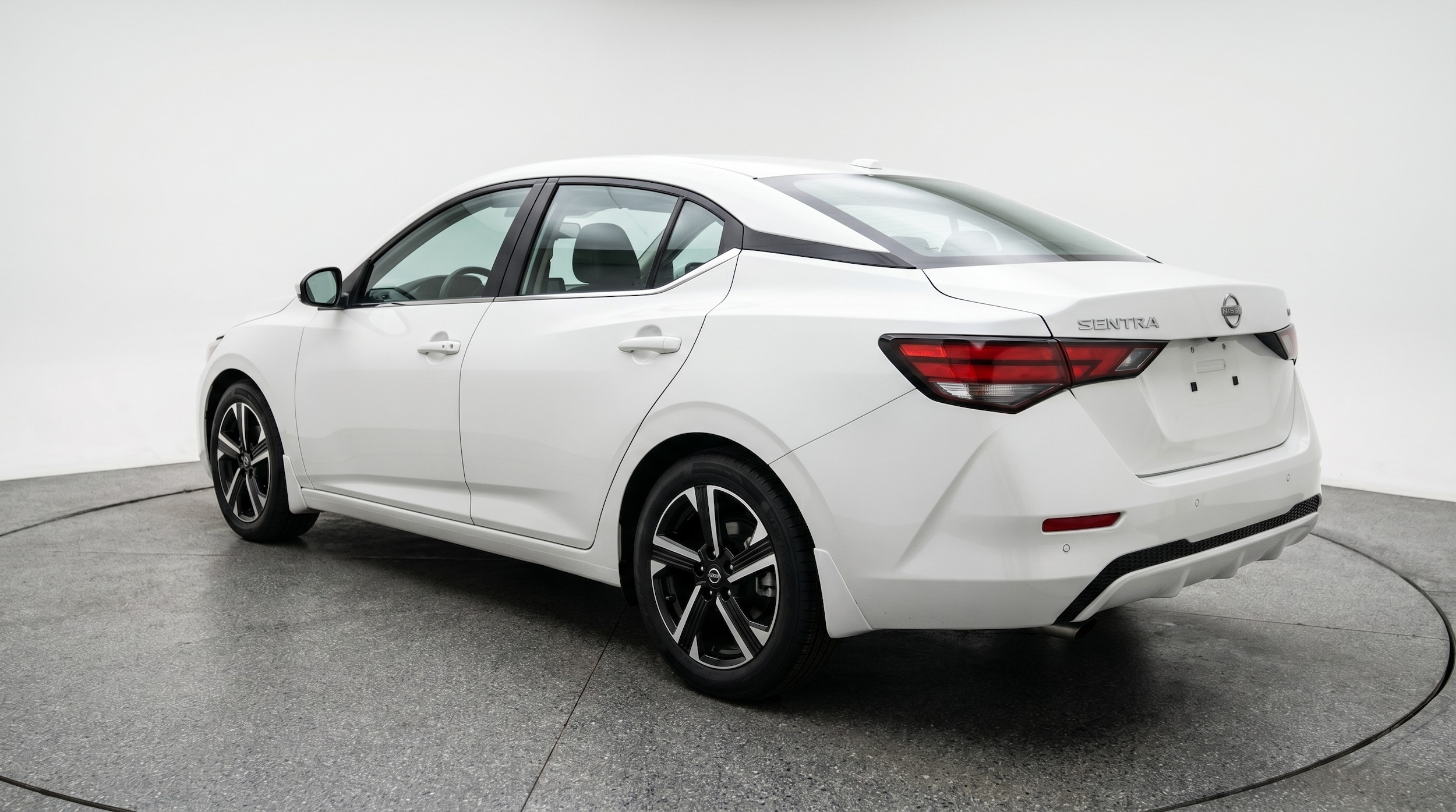 Thumbnail: 2025 Nissan Sentra - 5