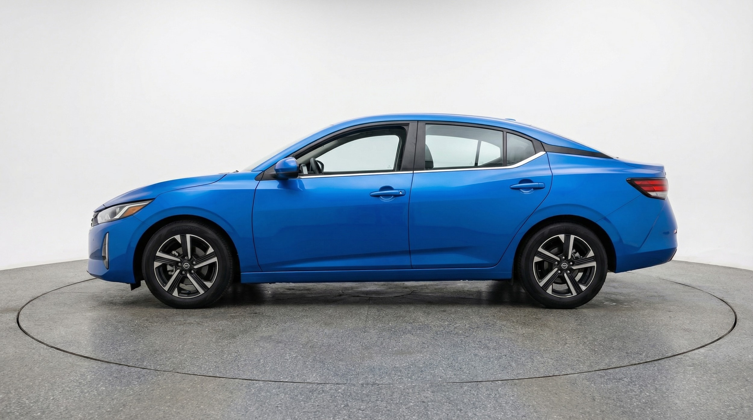 Thumbnail: 2025 Nissan Sentra - 4