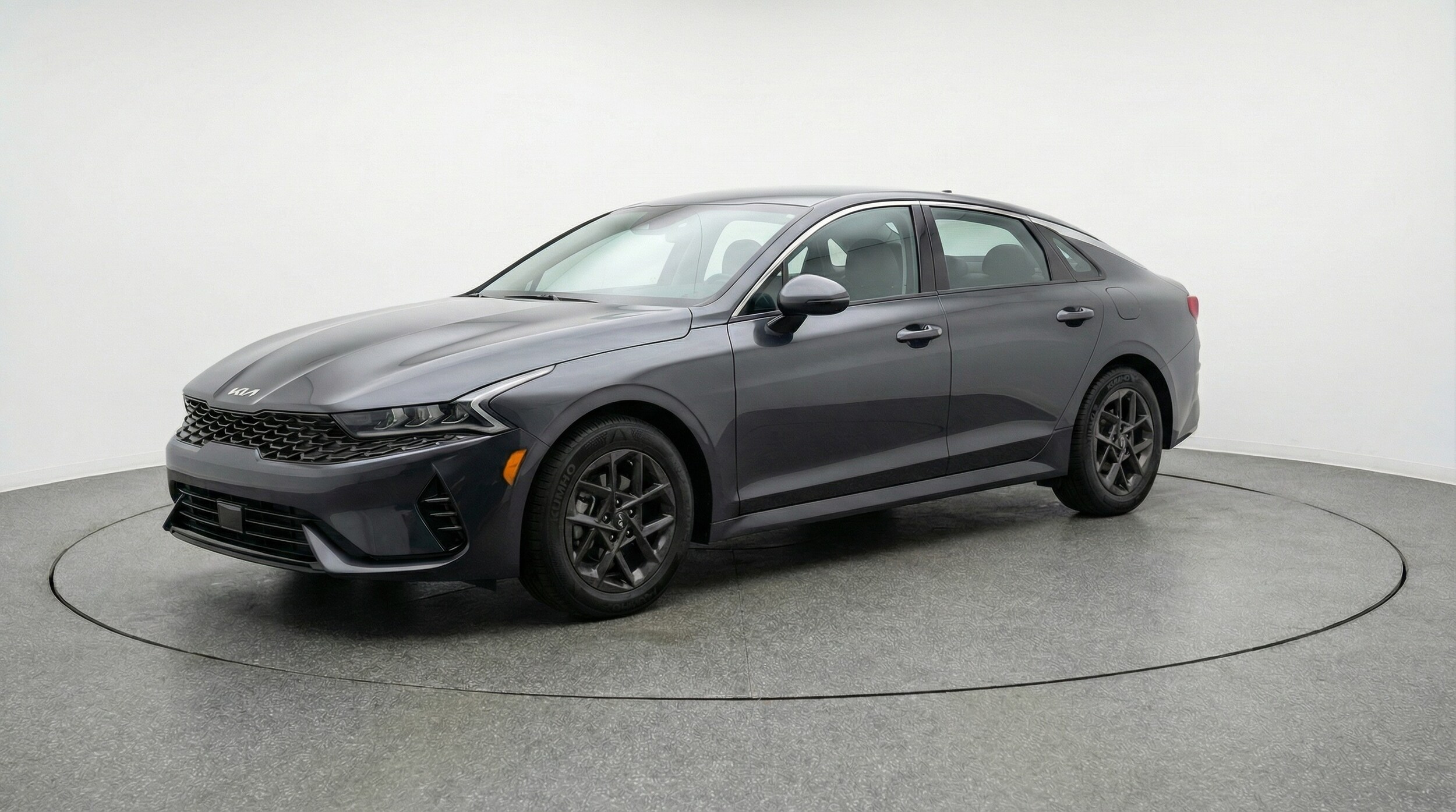 Thumbnail: 2025 Kia K5 - 3