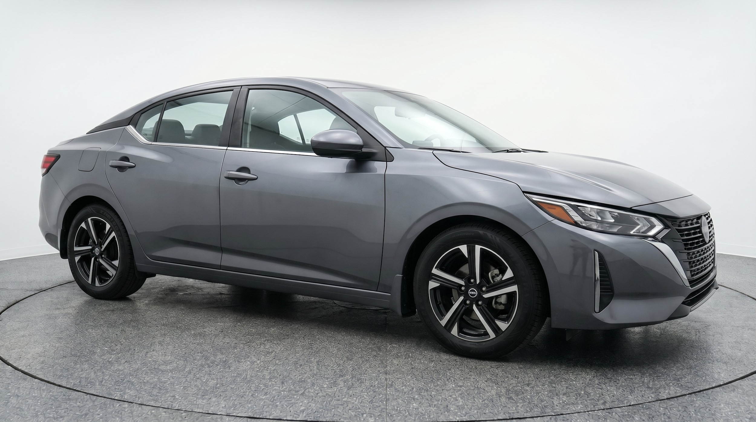 Thumbnail: 2025 Nissan Sentra - 1