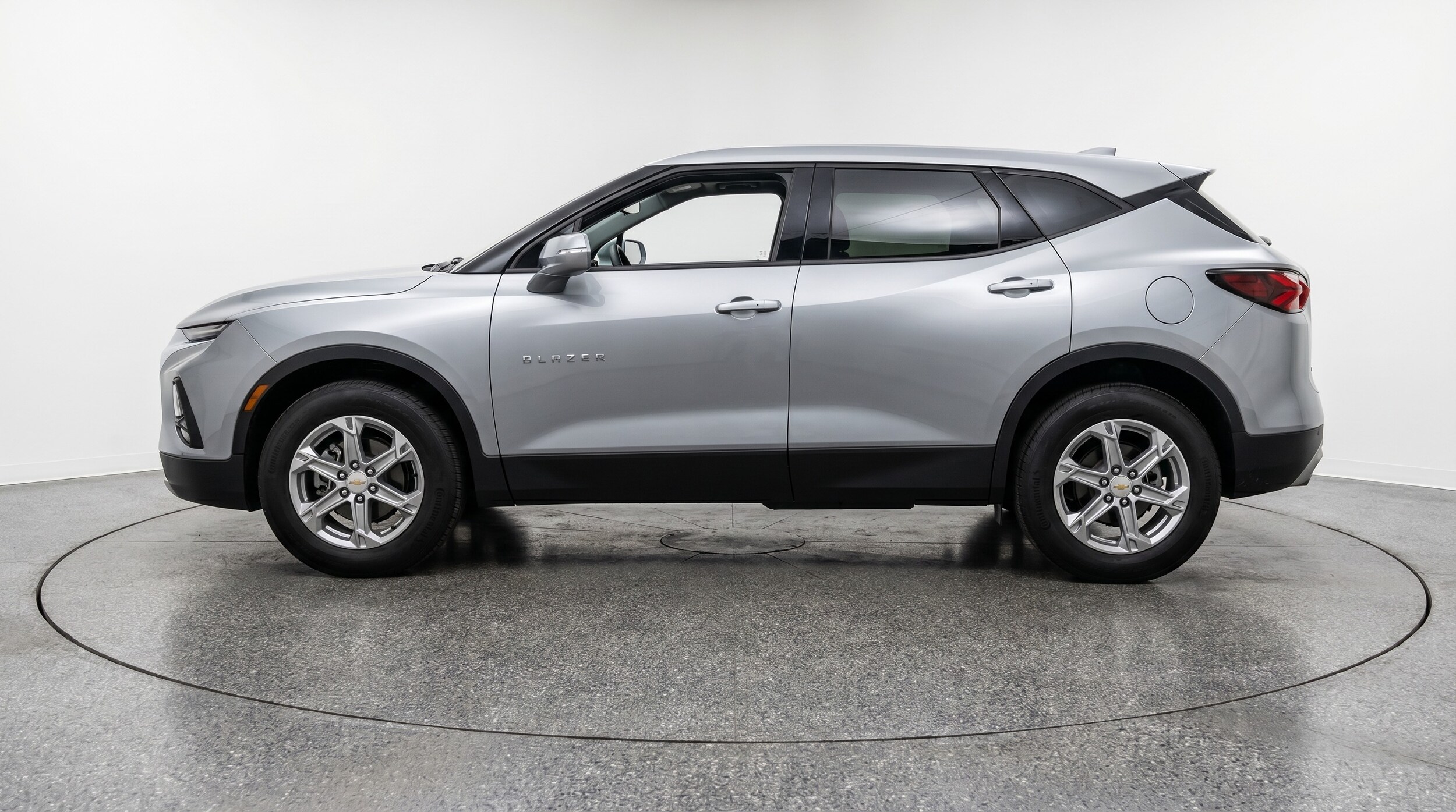 Thumbnail: 2025 Chevrolet Blazer - 4