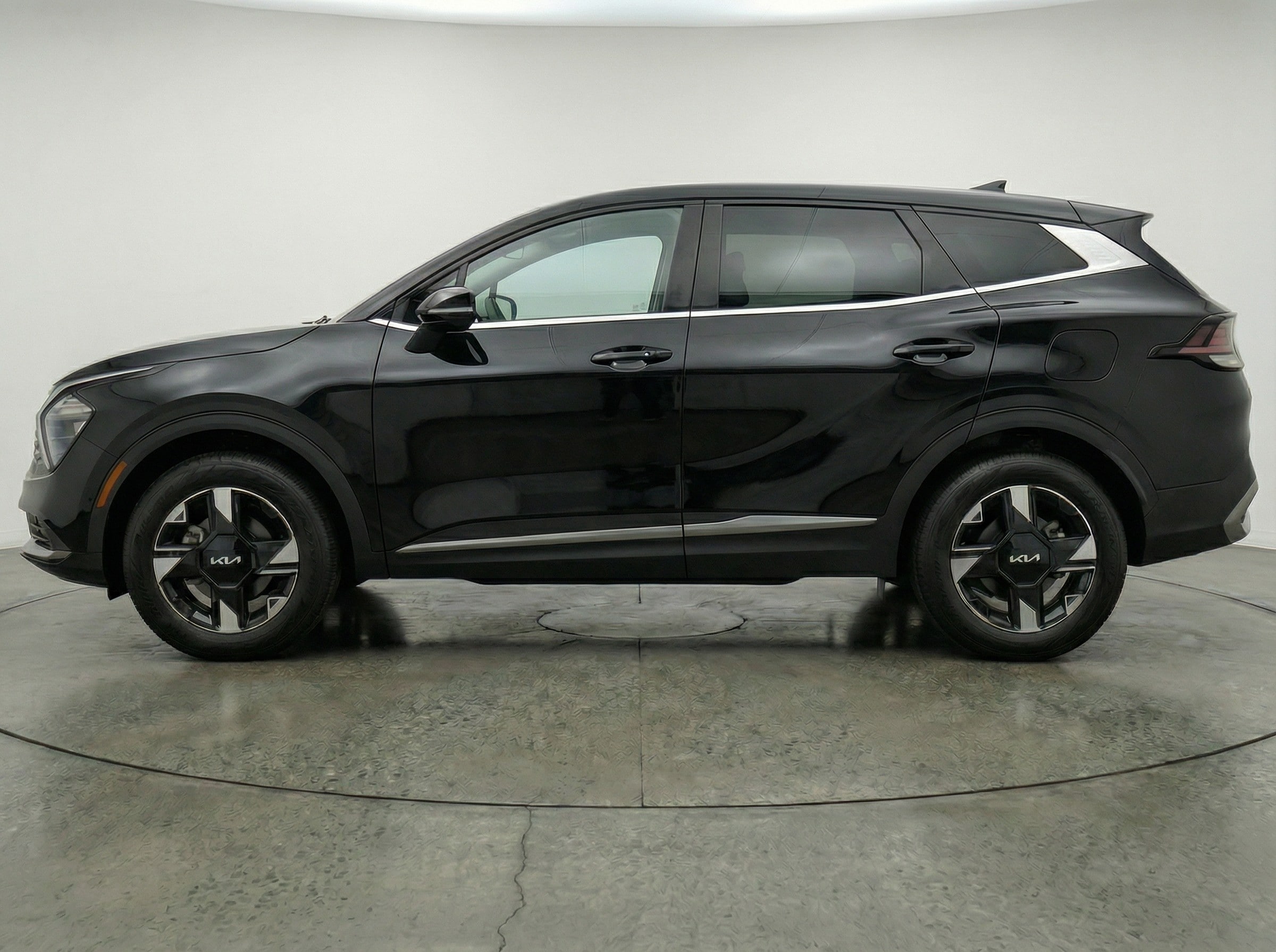 Thumbnail: 2026 Kia Sportage - 4