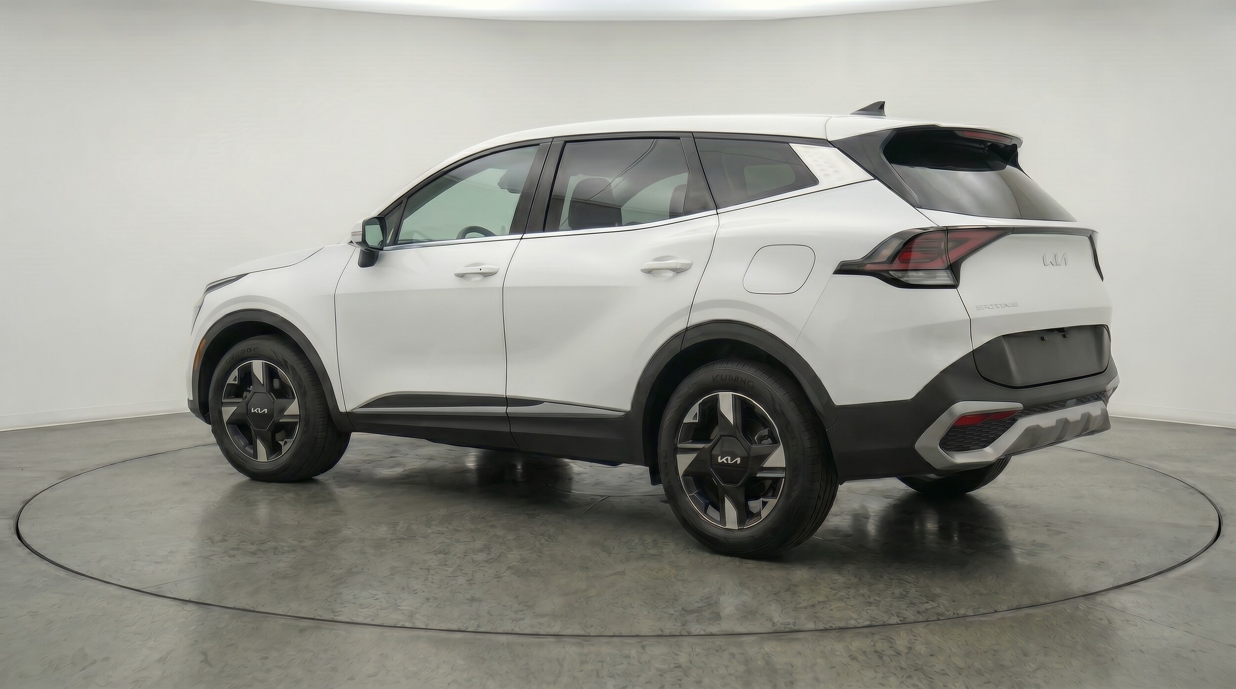 Thumbnail: 2026 Kia Sportage - 5