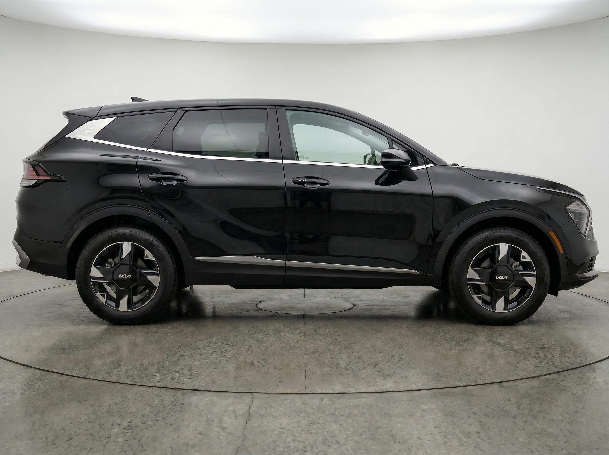 Thumbnail: 2026 Kia Sportage - 8