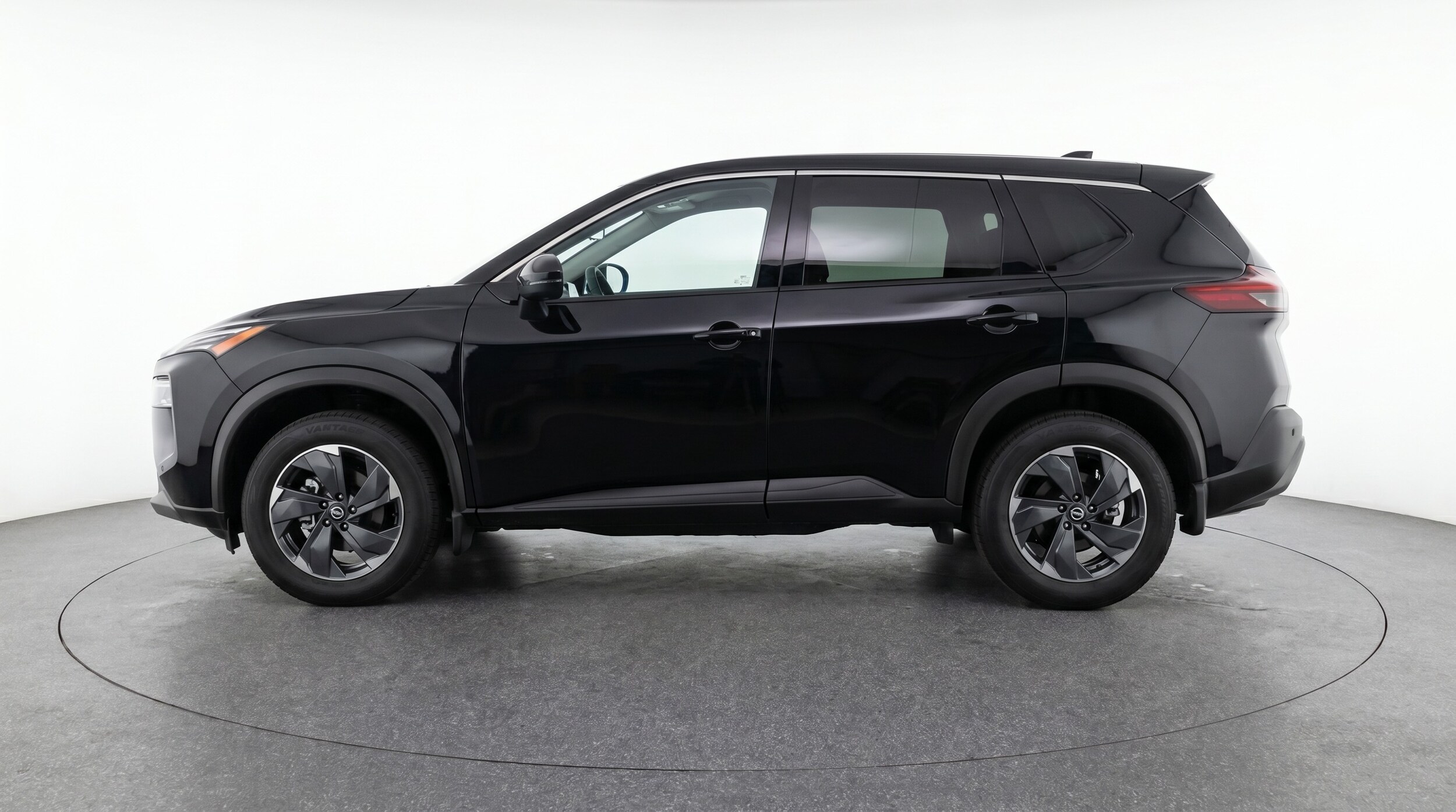 Thumbnail: 2025 Nissan Rogue - 4