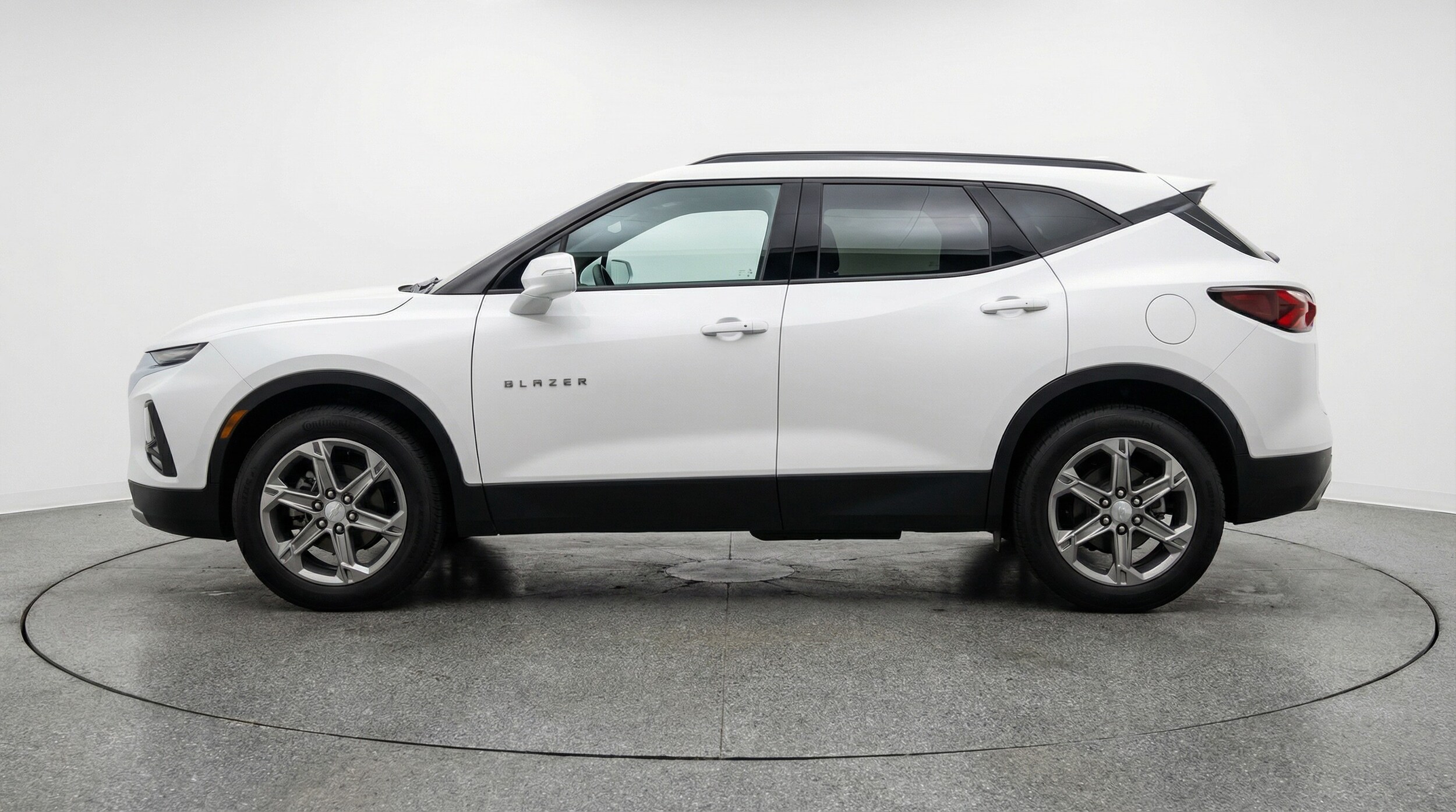 Thumbnail: 2025 Chevrolet Blazer - 4