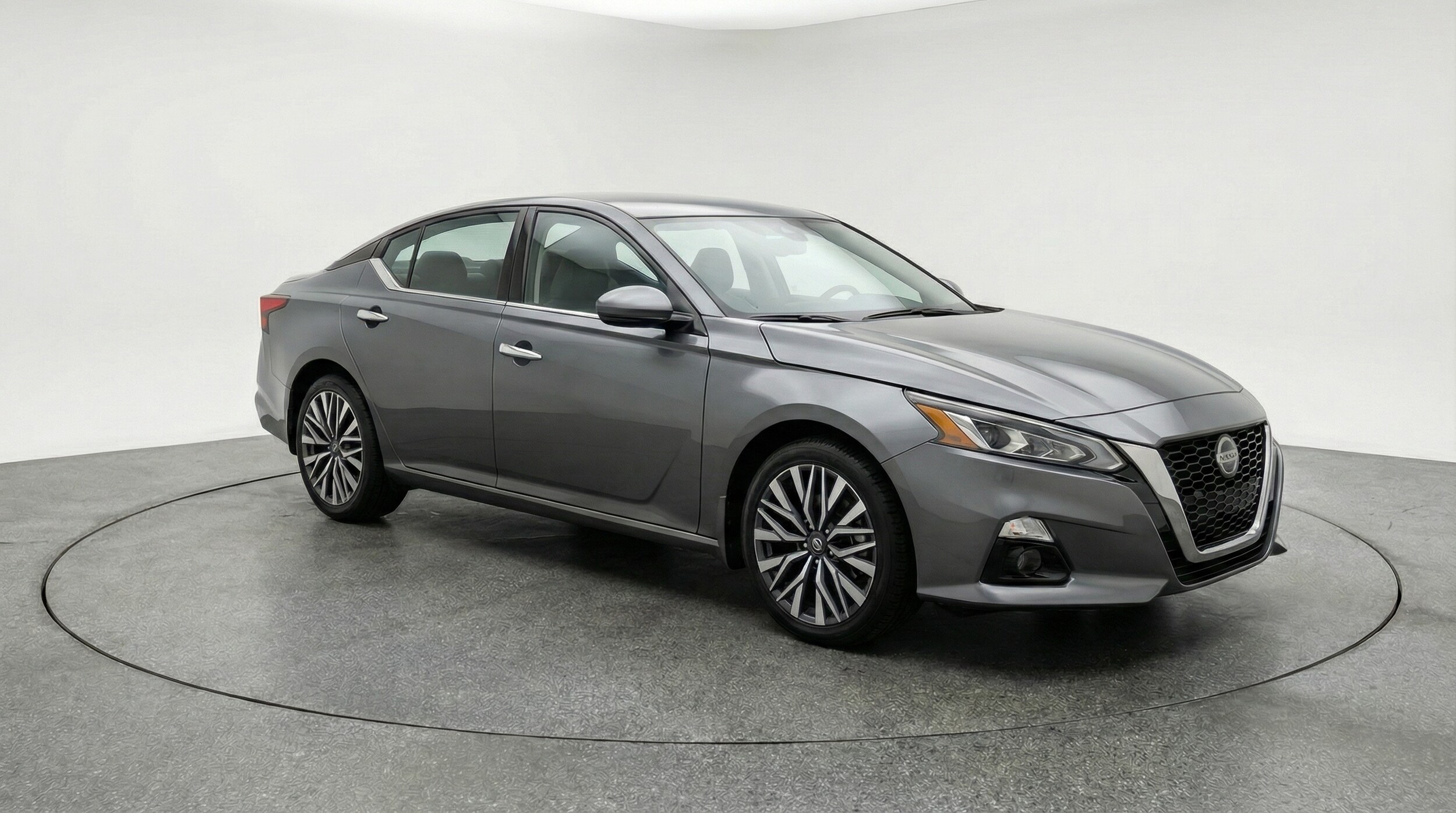 Thumbnail: 2025 Nissan Altima - 1