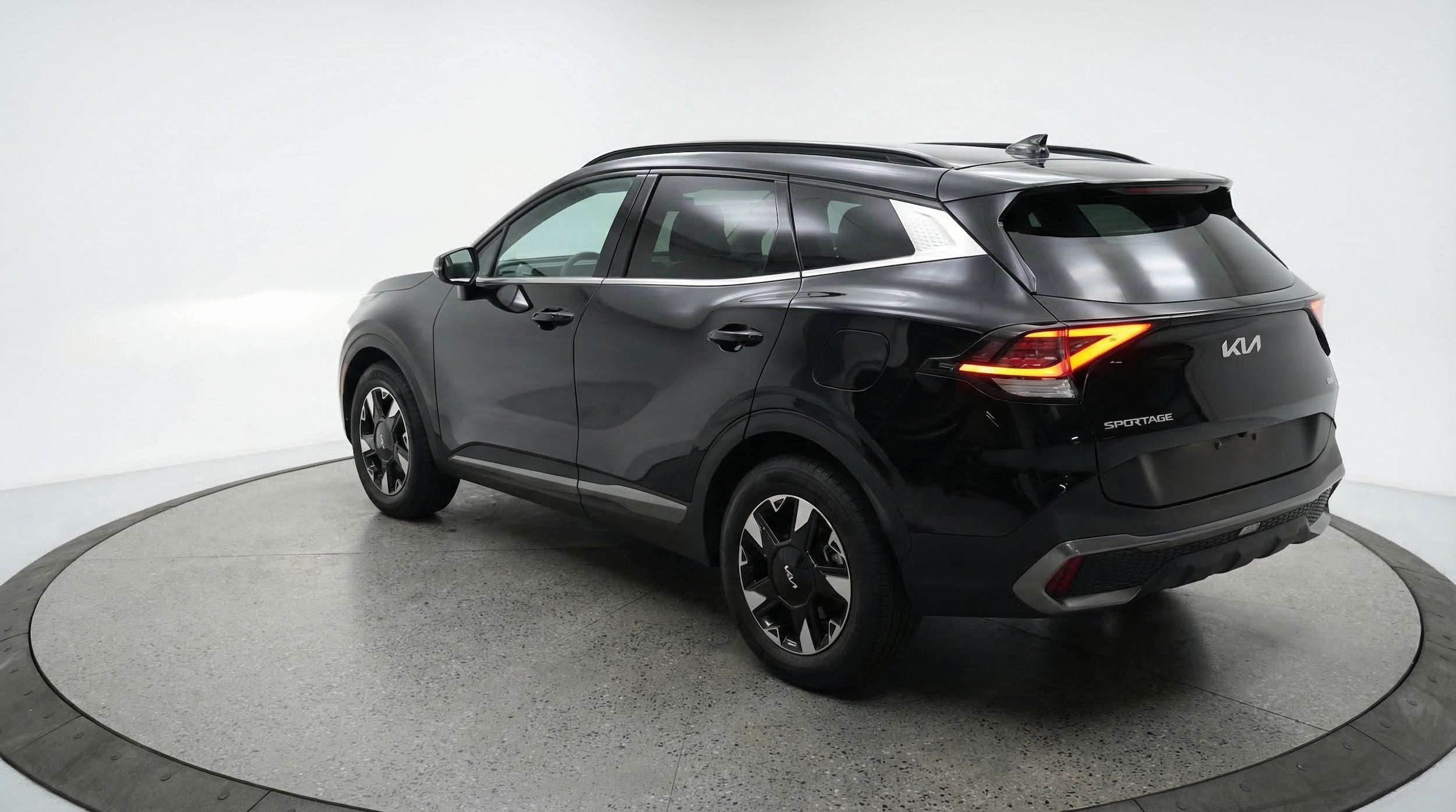 Thumbnail: 2026 Kia Sportage - 5