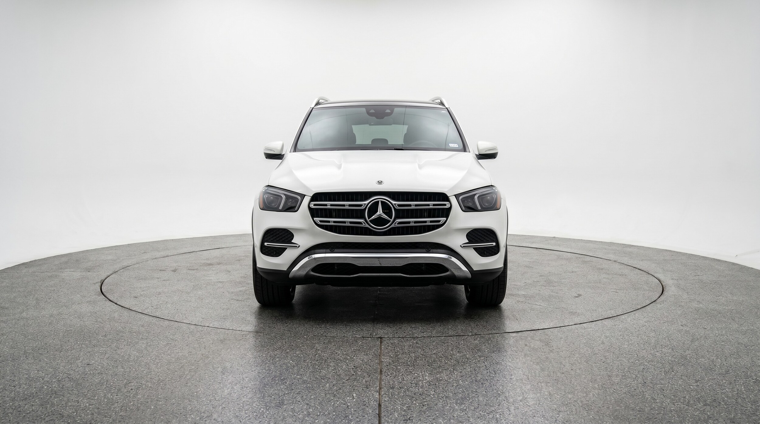 Thumbnail: 2026 Mercedes-Benz GLE - 2