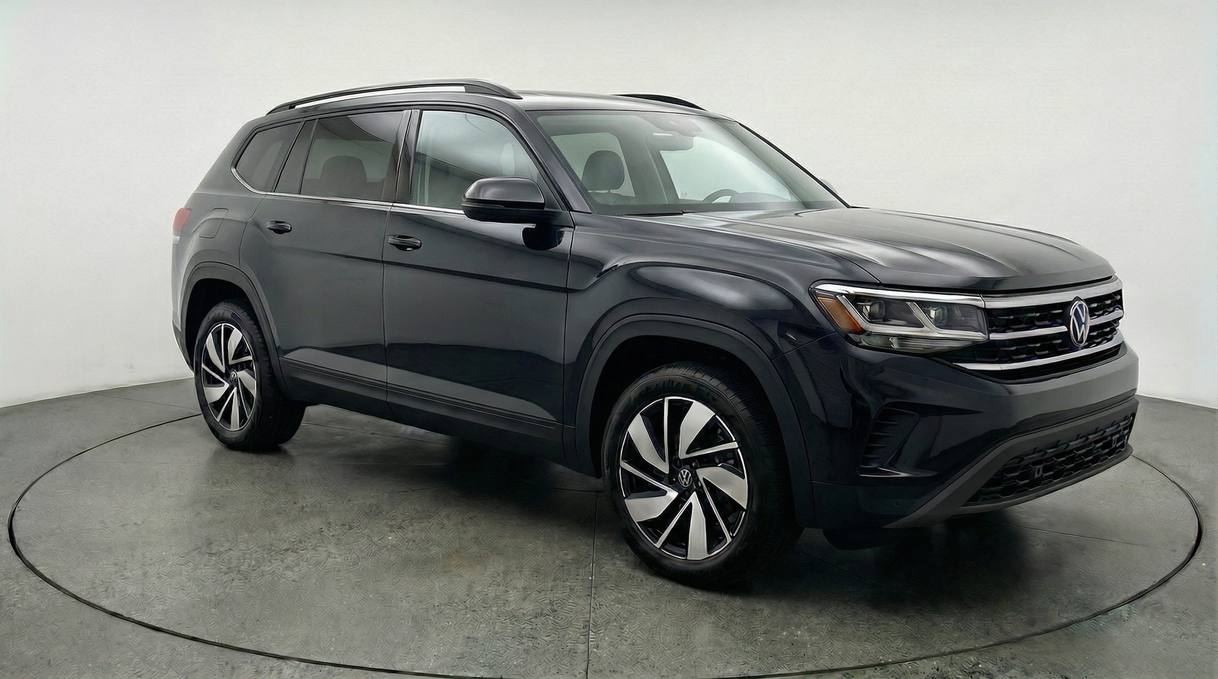 Thumbnail: 2026 Volkswagen Atlas - 1