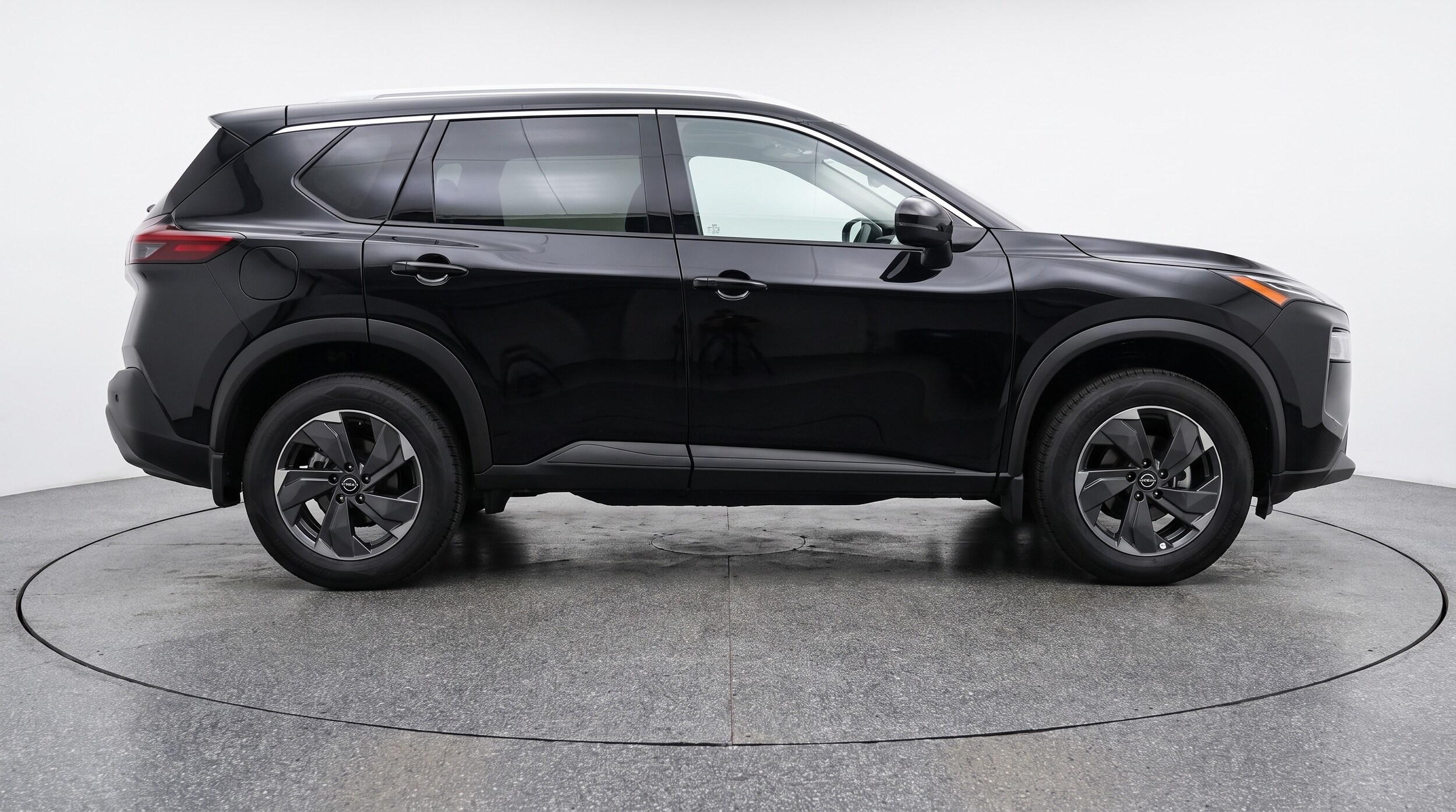 Thumbnail: 2025 Nissan Rogue - 8