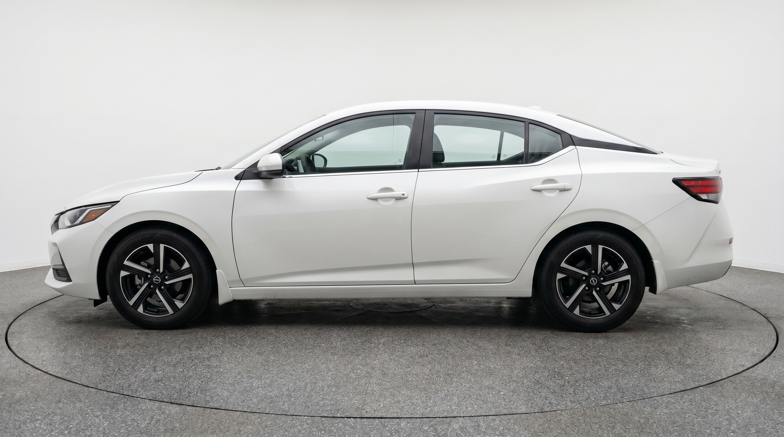 Thumbnail: 2025 Nissan Sentra - 4