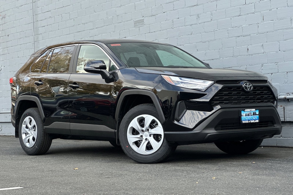 New 2025 Toyota RAV4 LE LE FWD SUV