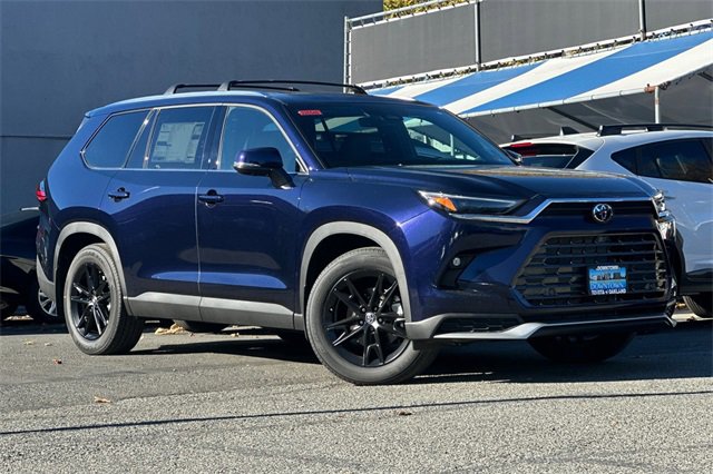 2026 Toyota Grand Highlander Hybrid MAX photo 2