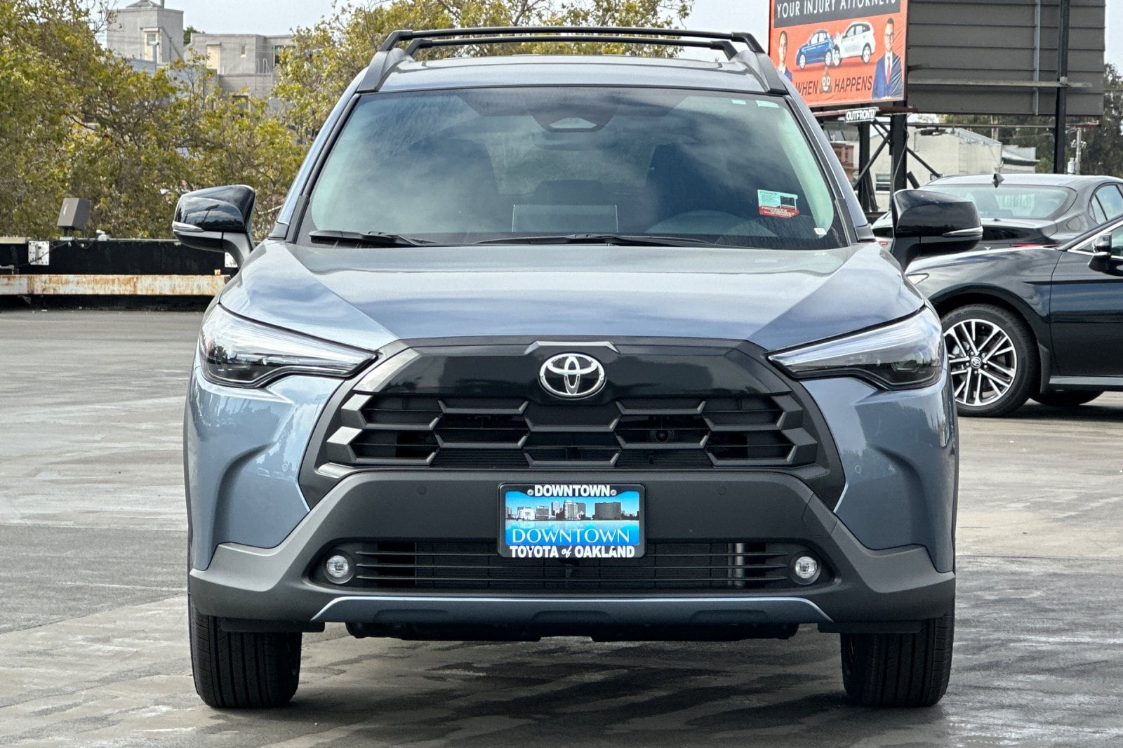 2026 Toyota Corolla Cross XLE - Photo 6