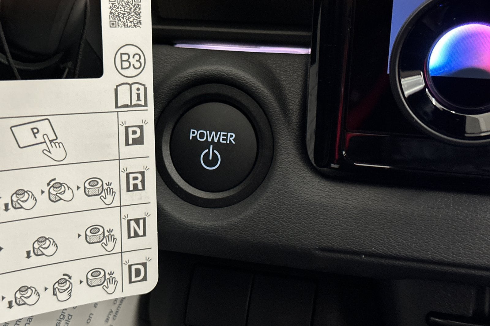 2026 Toyota C-HR SE - Photo 20