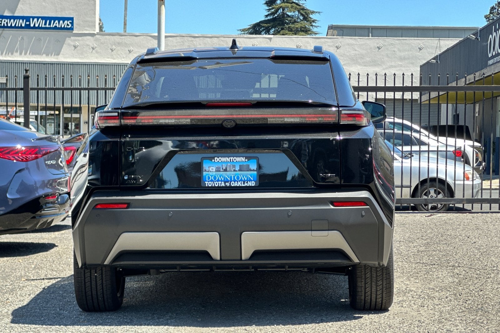 2026 Toyota C-HR XSE - Photo 5