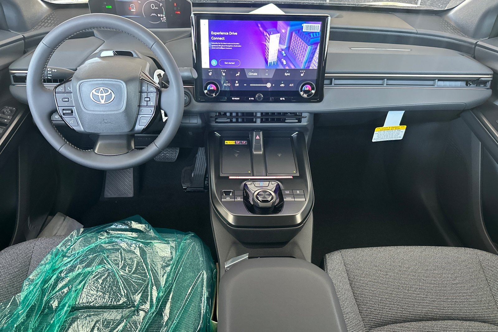 2026 Toyota bZ XLE - Photo 9