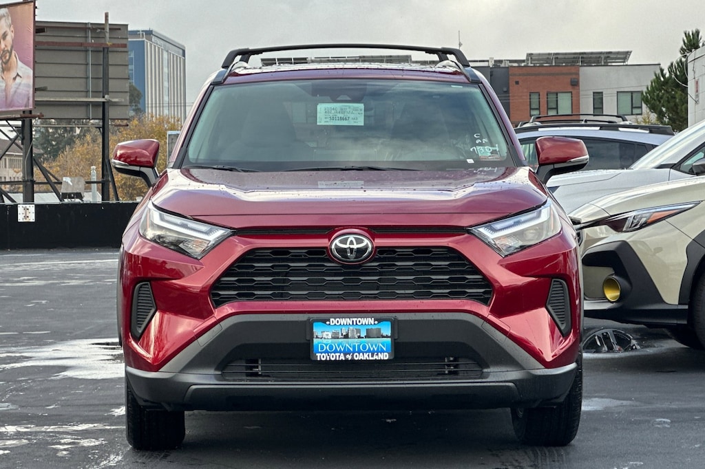 New 2025 Toyota RAV4 XLE XLE AWD SUV