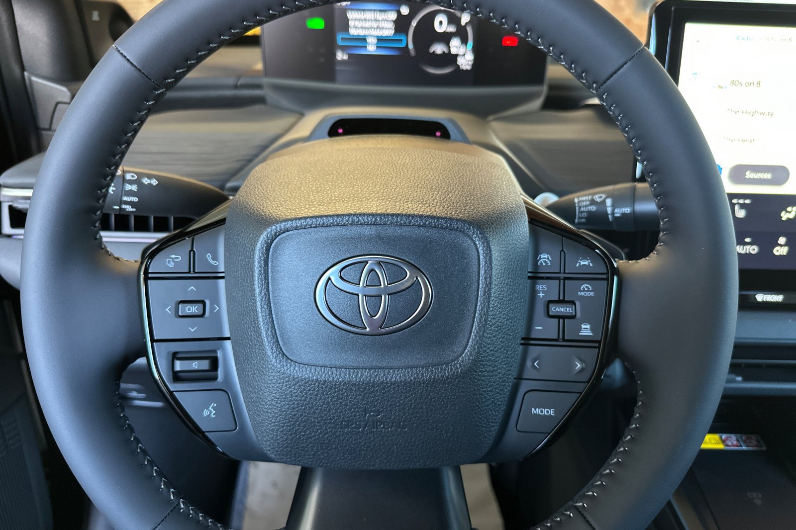 2026 Toyota C-HR XSE - Photo 20
