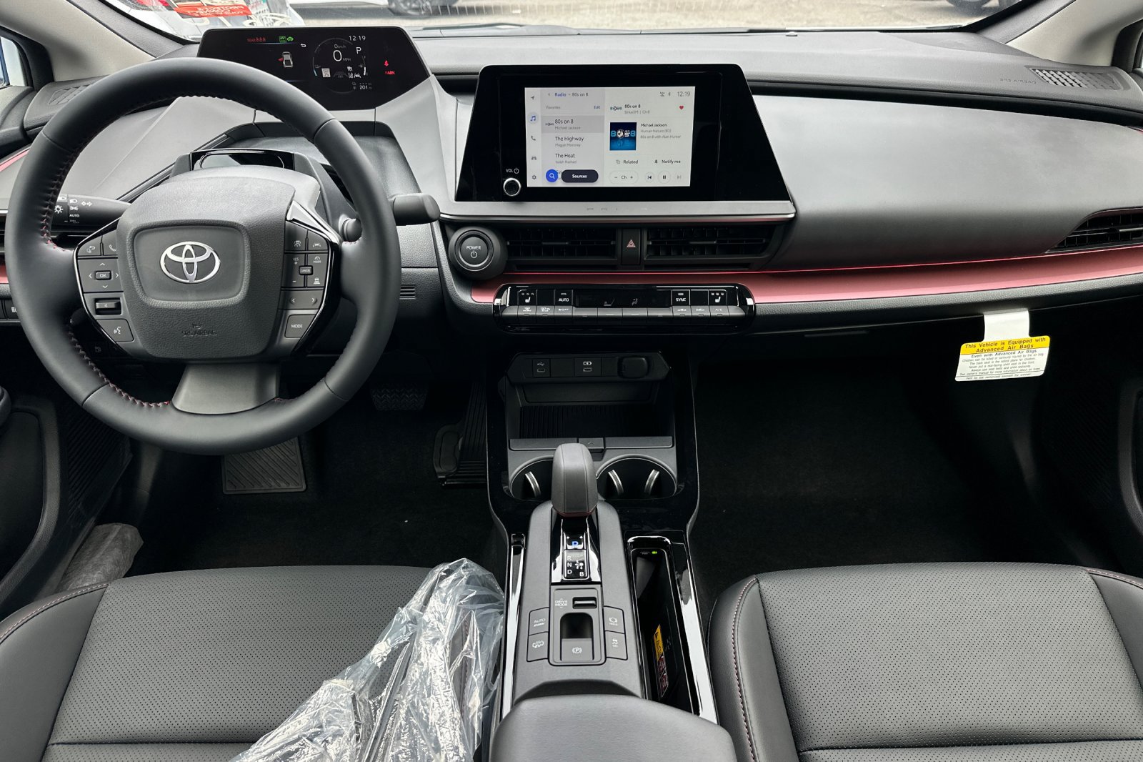 2027 Toyota Prius Plug-in Hybrid XSE - Photo 10