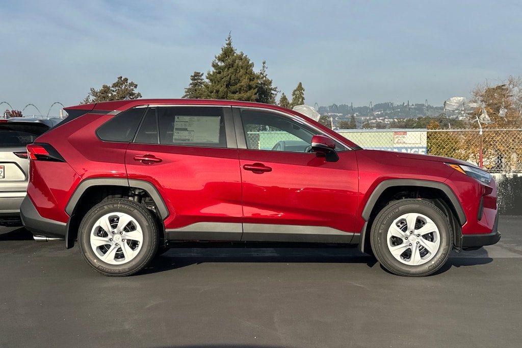 New 2025 Toyota RAV4 LE LE FWD SUV