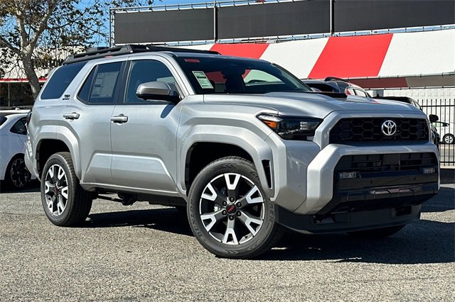 2025 Toyota 4Runner TRD Sport Premium photo 2