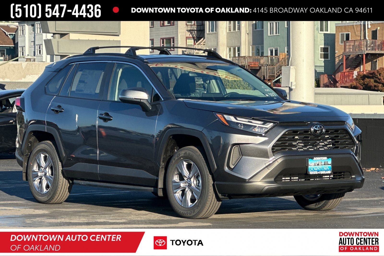 2025 Toyota RAV4 LE's photo