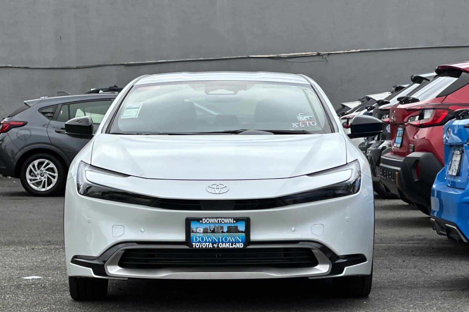 2027 Toyota Prius Plug-in Hybrid XSE - Photo 6