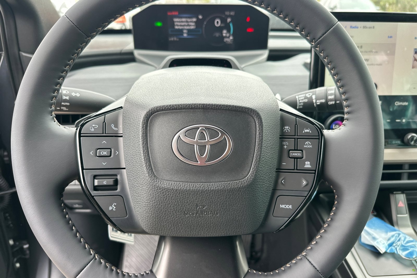 2026 Toyota bZ Woodland - Photo 22