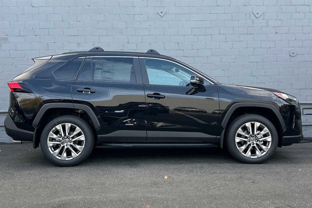New 2025 Toyota RAV4 XLE Premium XLE PREM AWD SUV