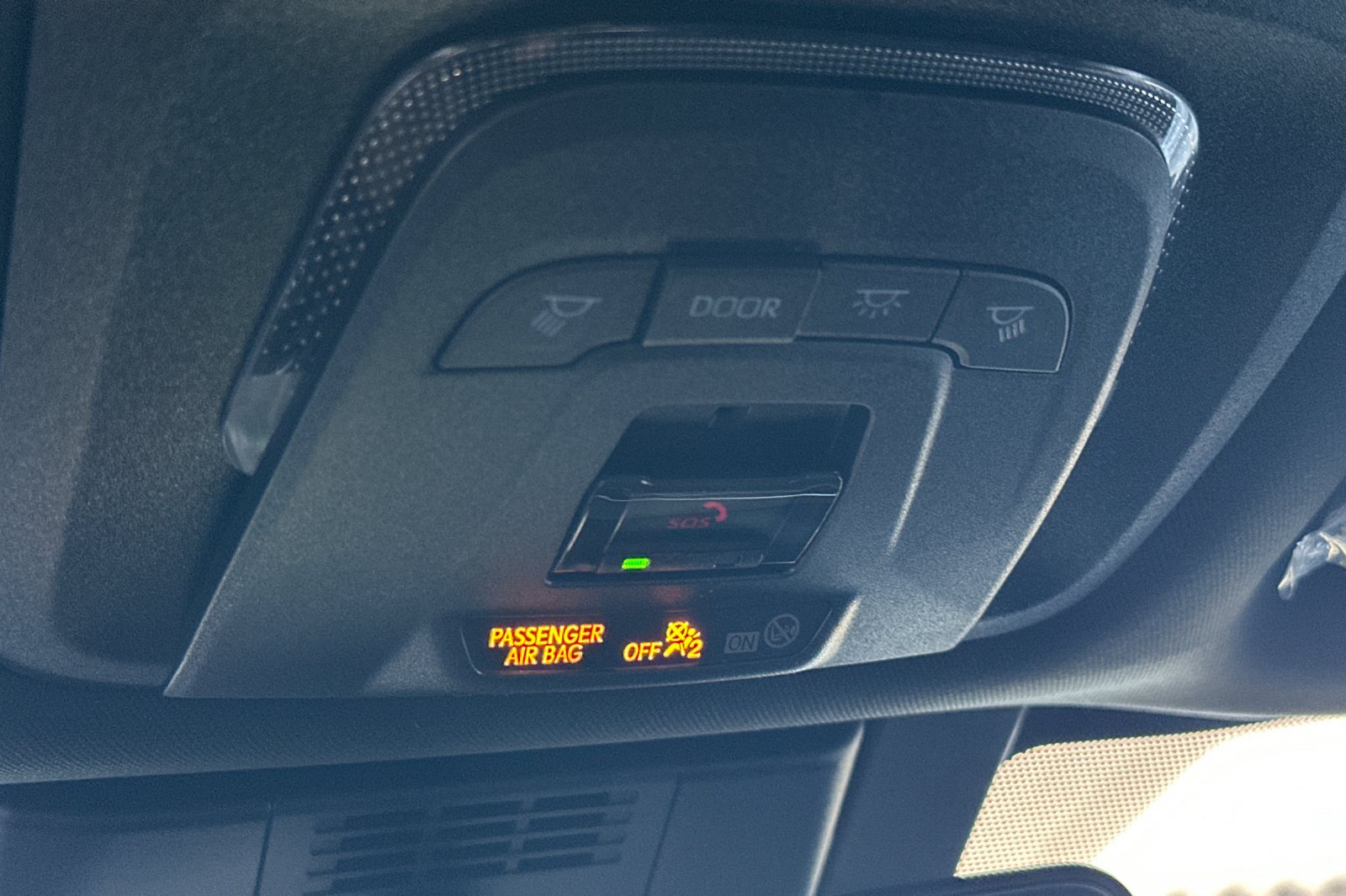 2026 Toyota C-HR SE - Photo 25