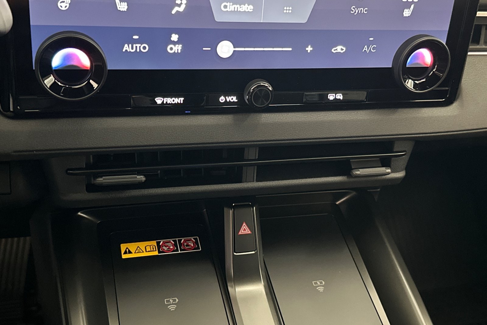 2026 Toyota C-HR SE - Photo 18